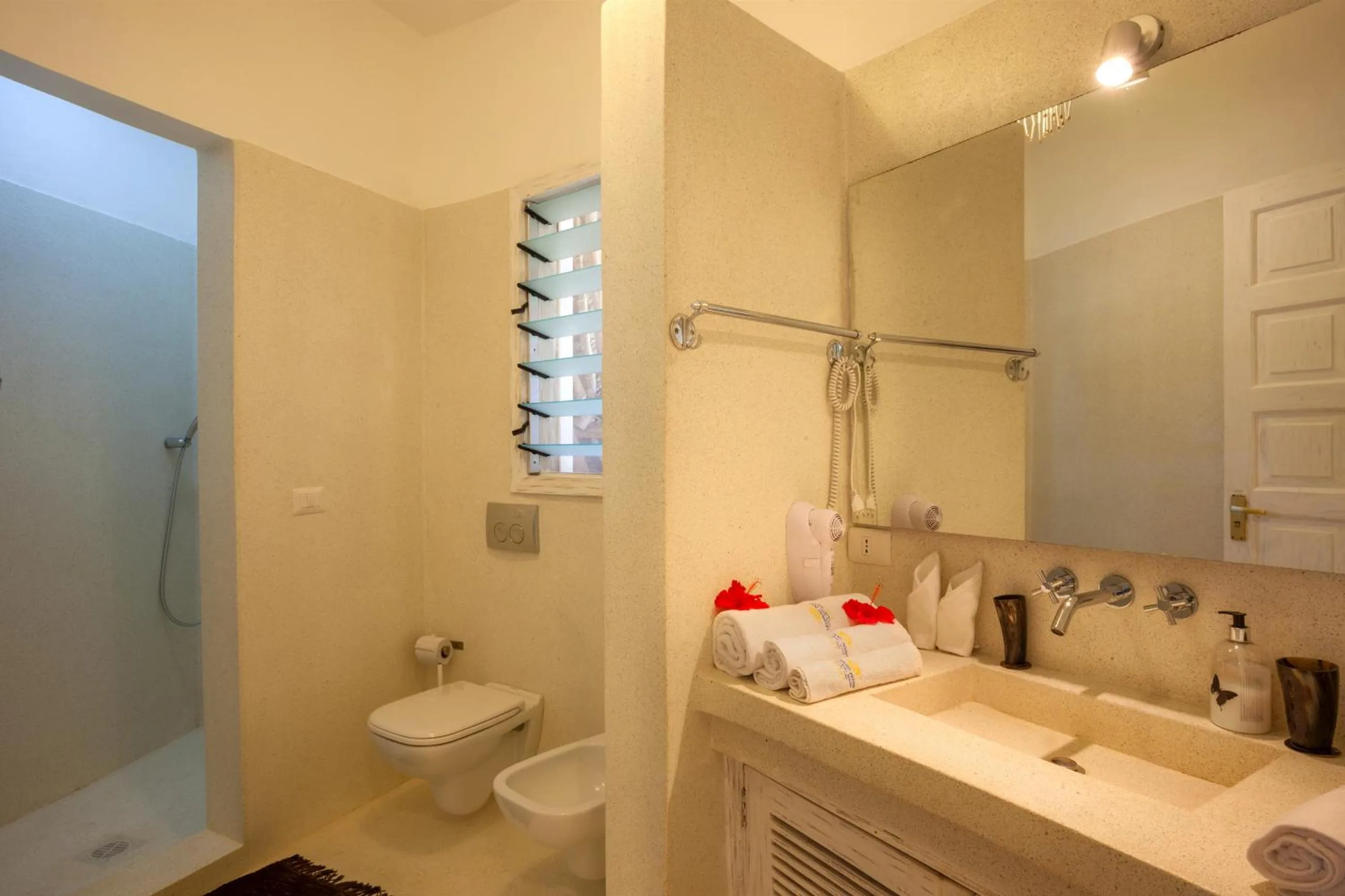 Bathroom in The Kasa Malindi