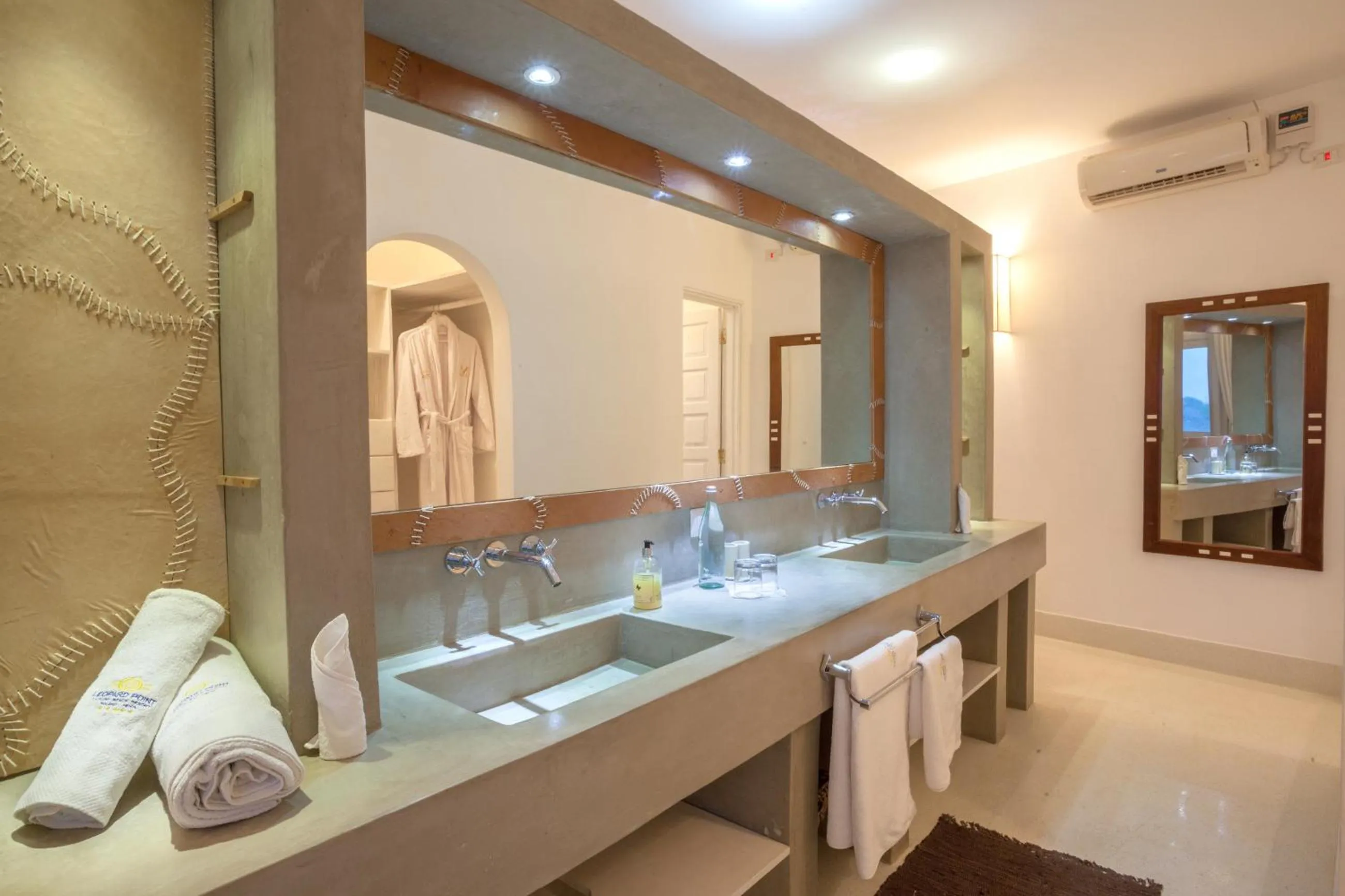Bathroom in The Kasa Malindi