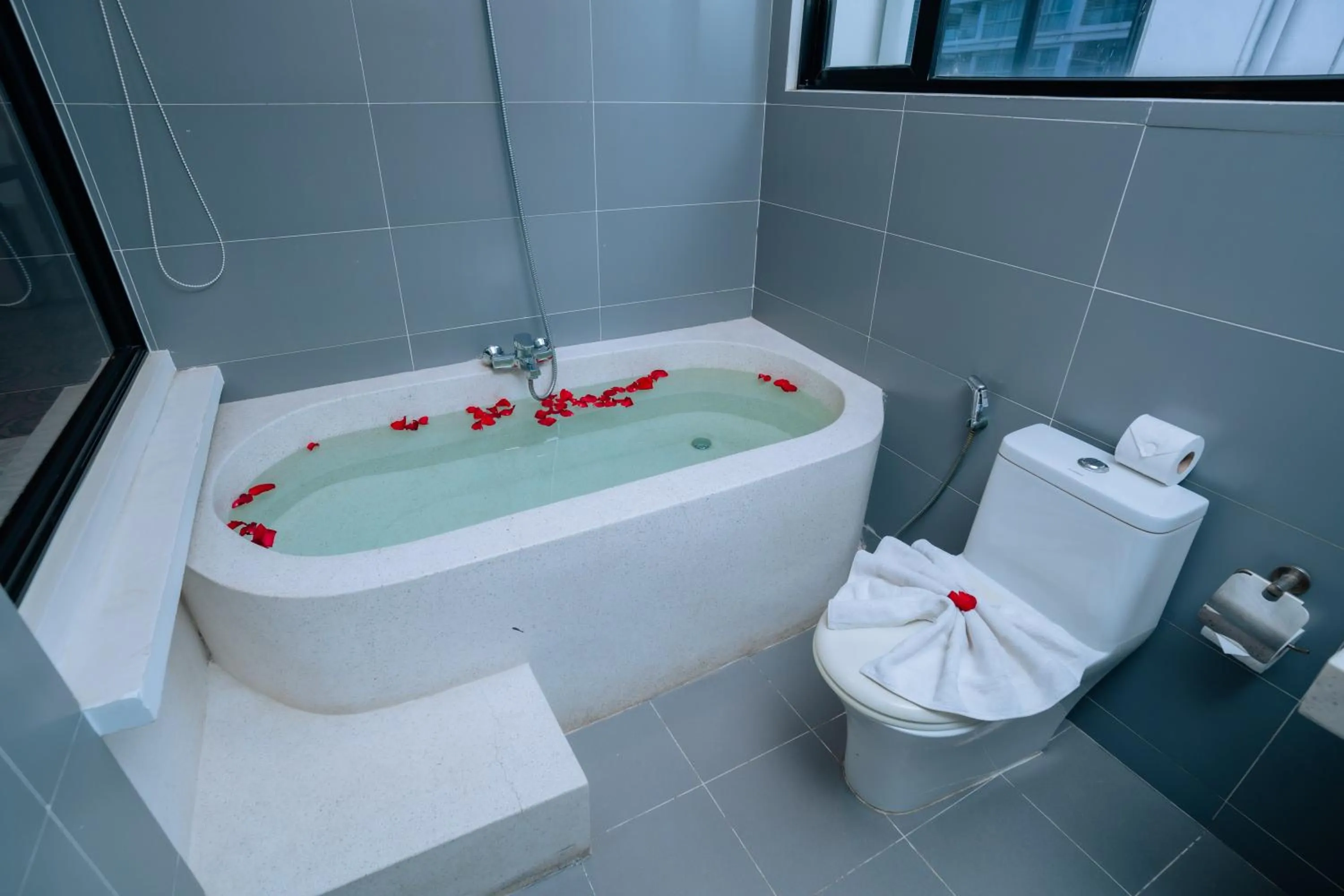 Bath in Home Chic Hotel