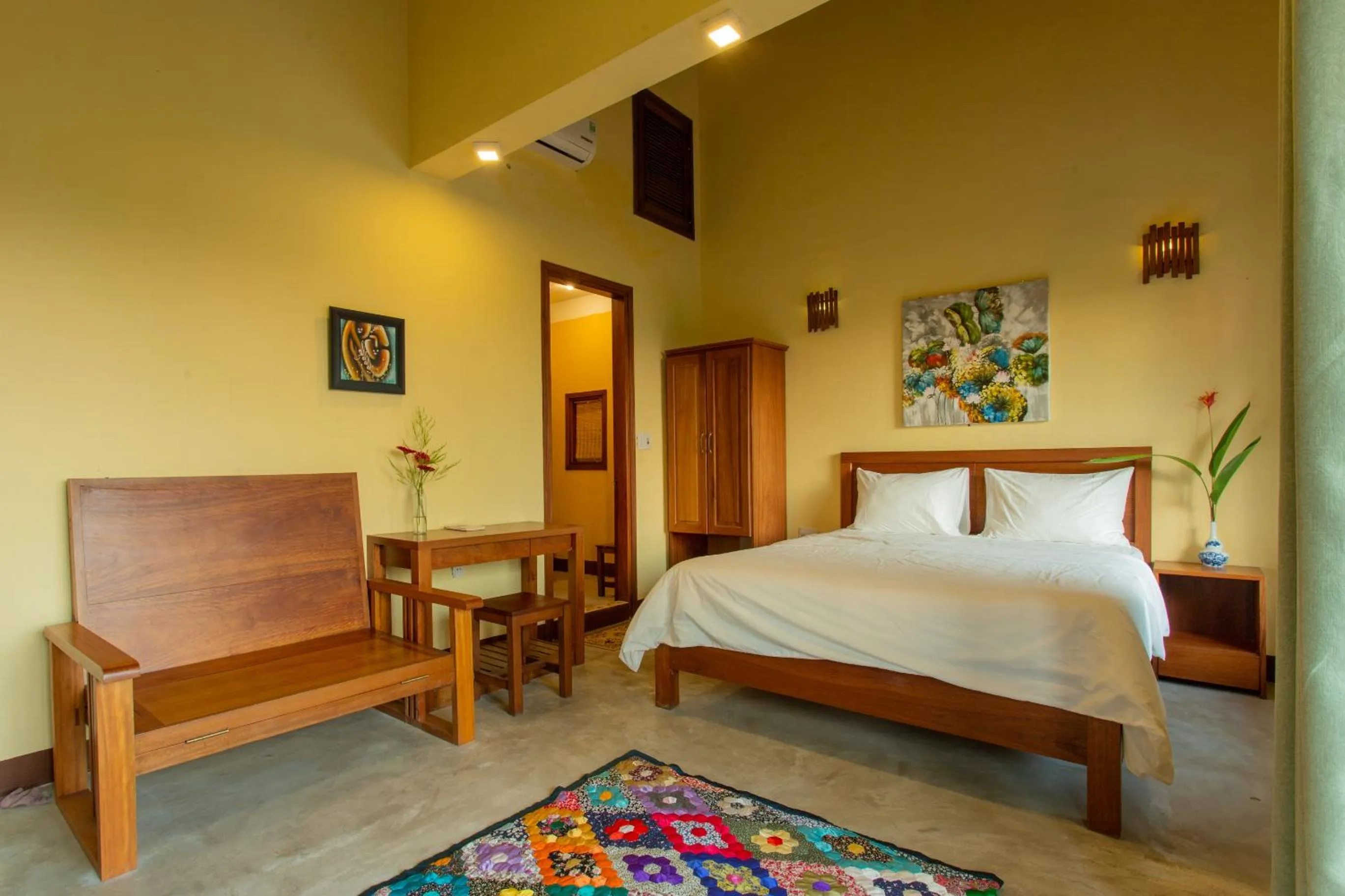 Photo of the whole room, Bed in Chez Xuân ở Hội An - Rooms & more