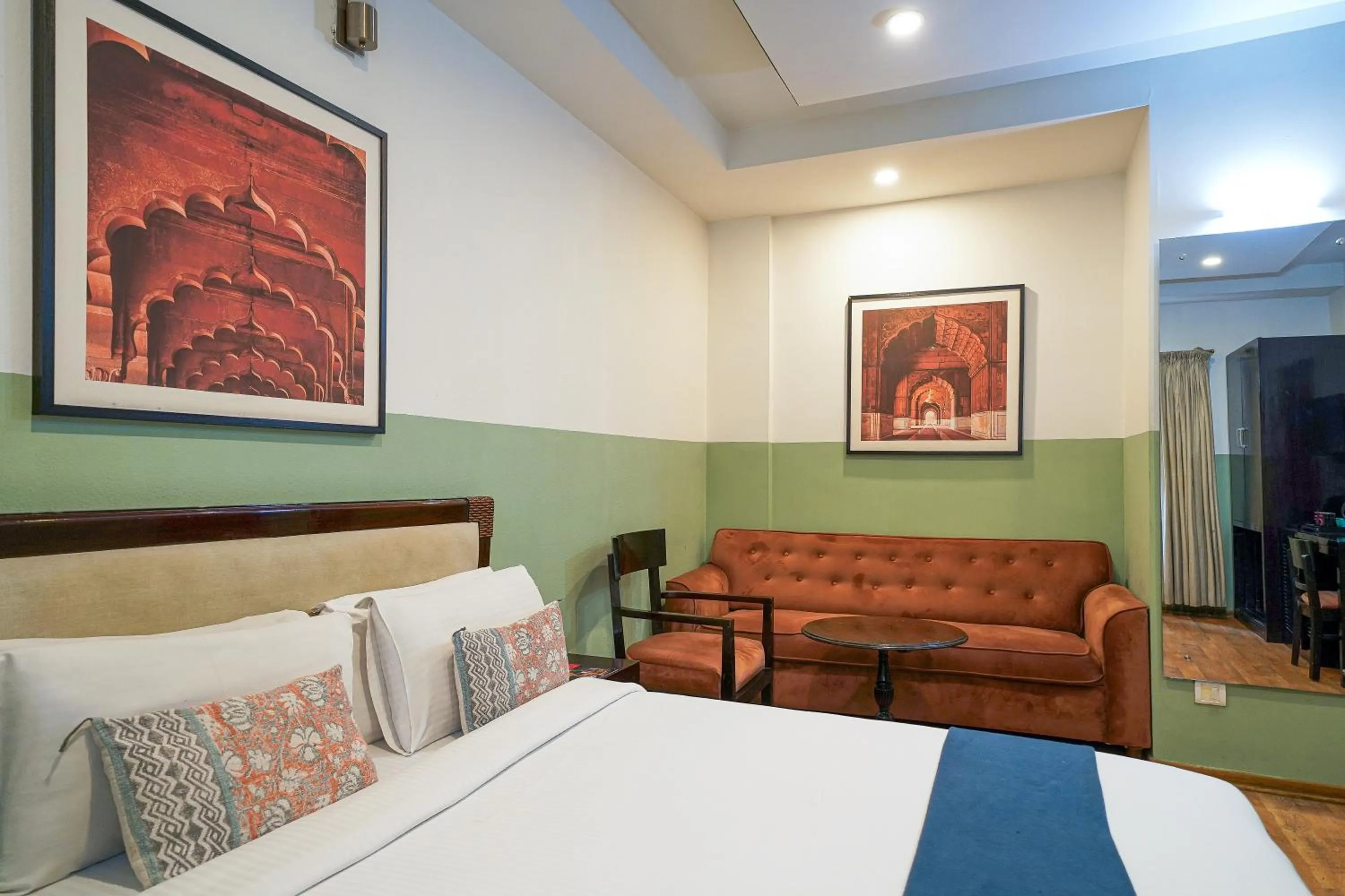 Bed in Olive Zip Rest House Road by Embassy Group