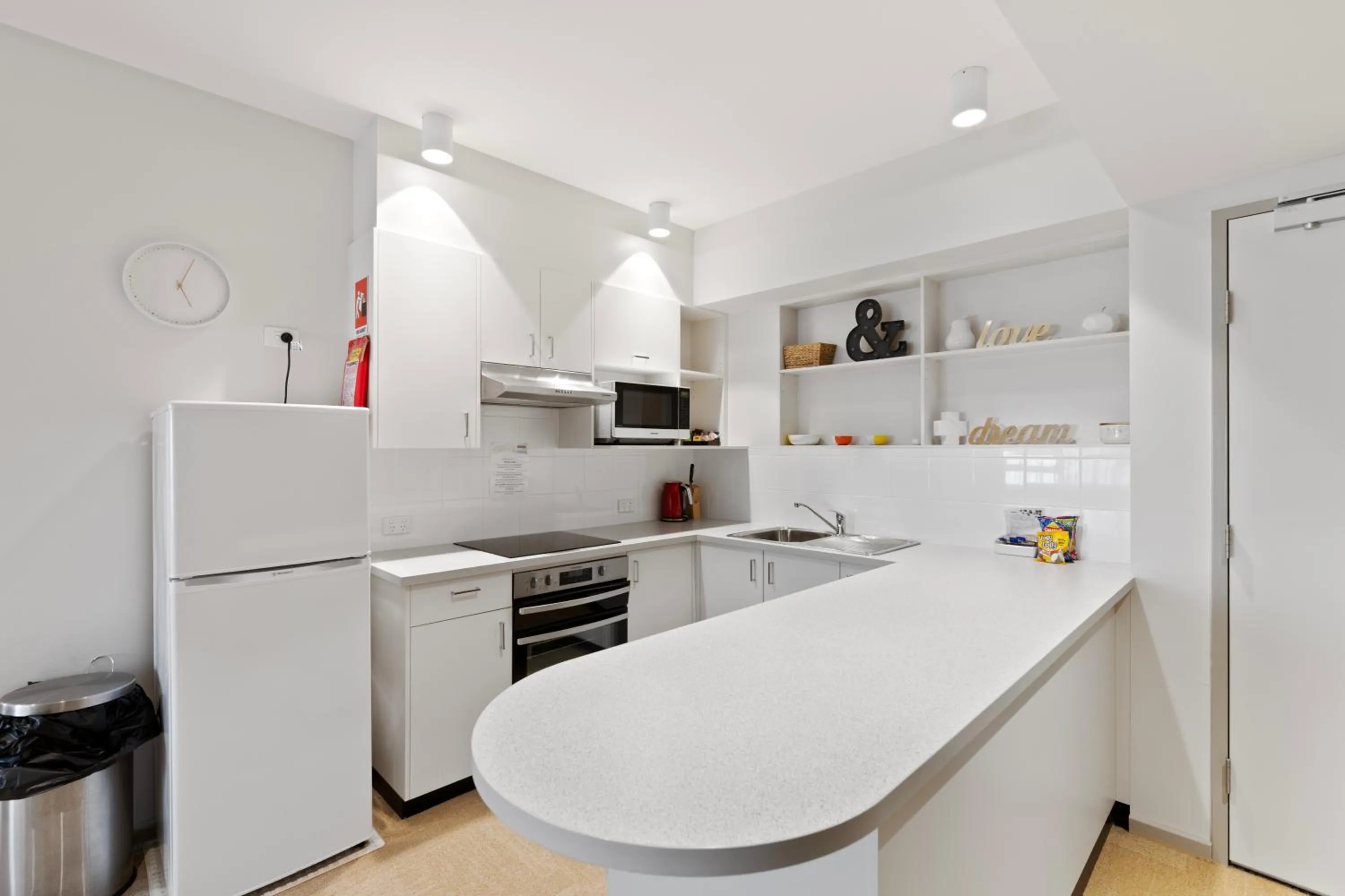 Kitchen or kitchenette in Lithgow Workies Club Motel