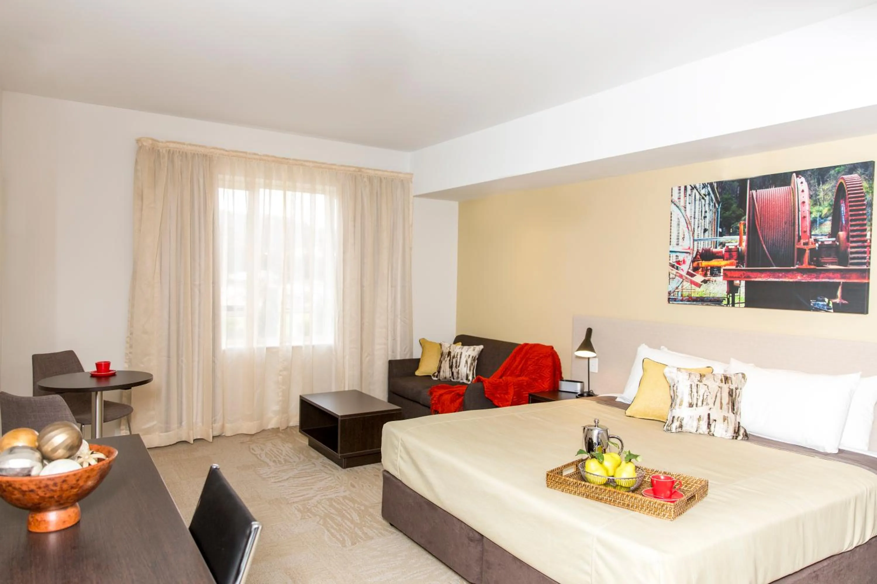 Photo of the whole room, Bed in Lithgow Workies Club Motel