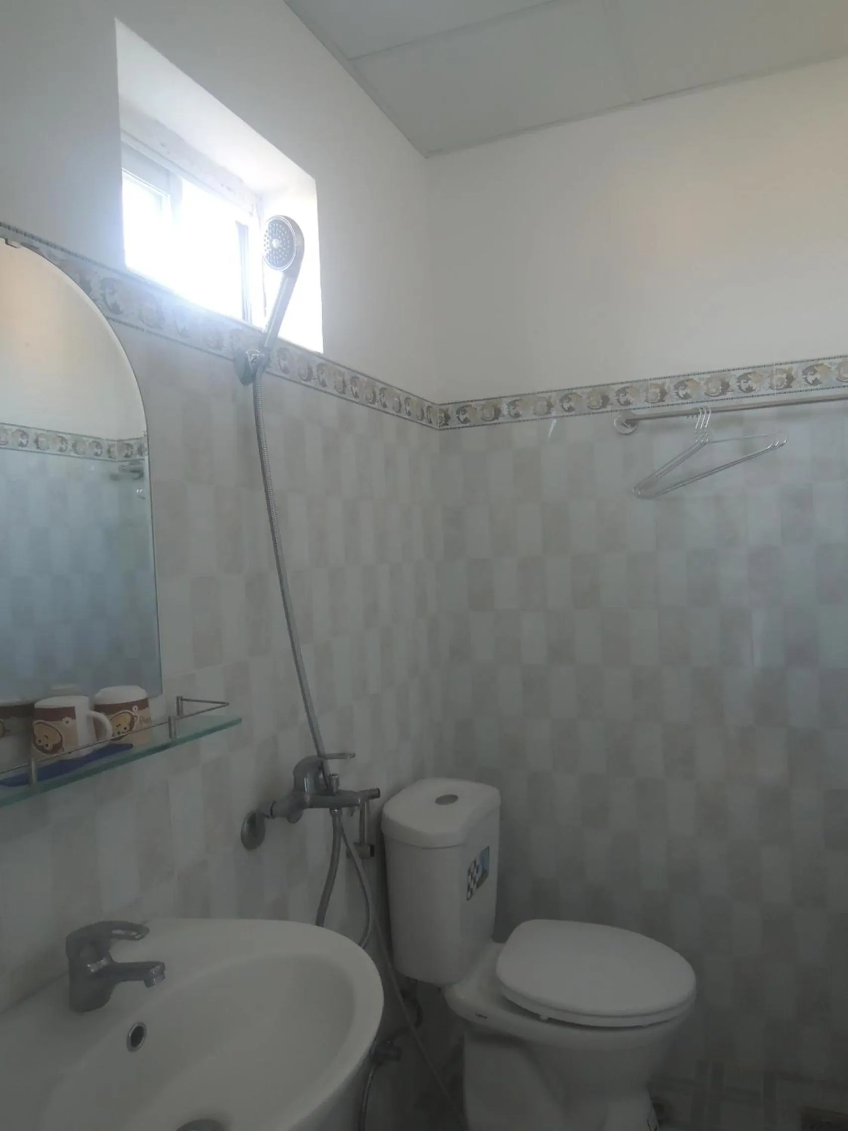 Bathroom in Hoang Linh Hotel