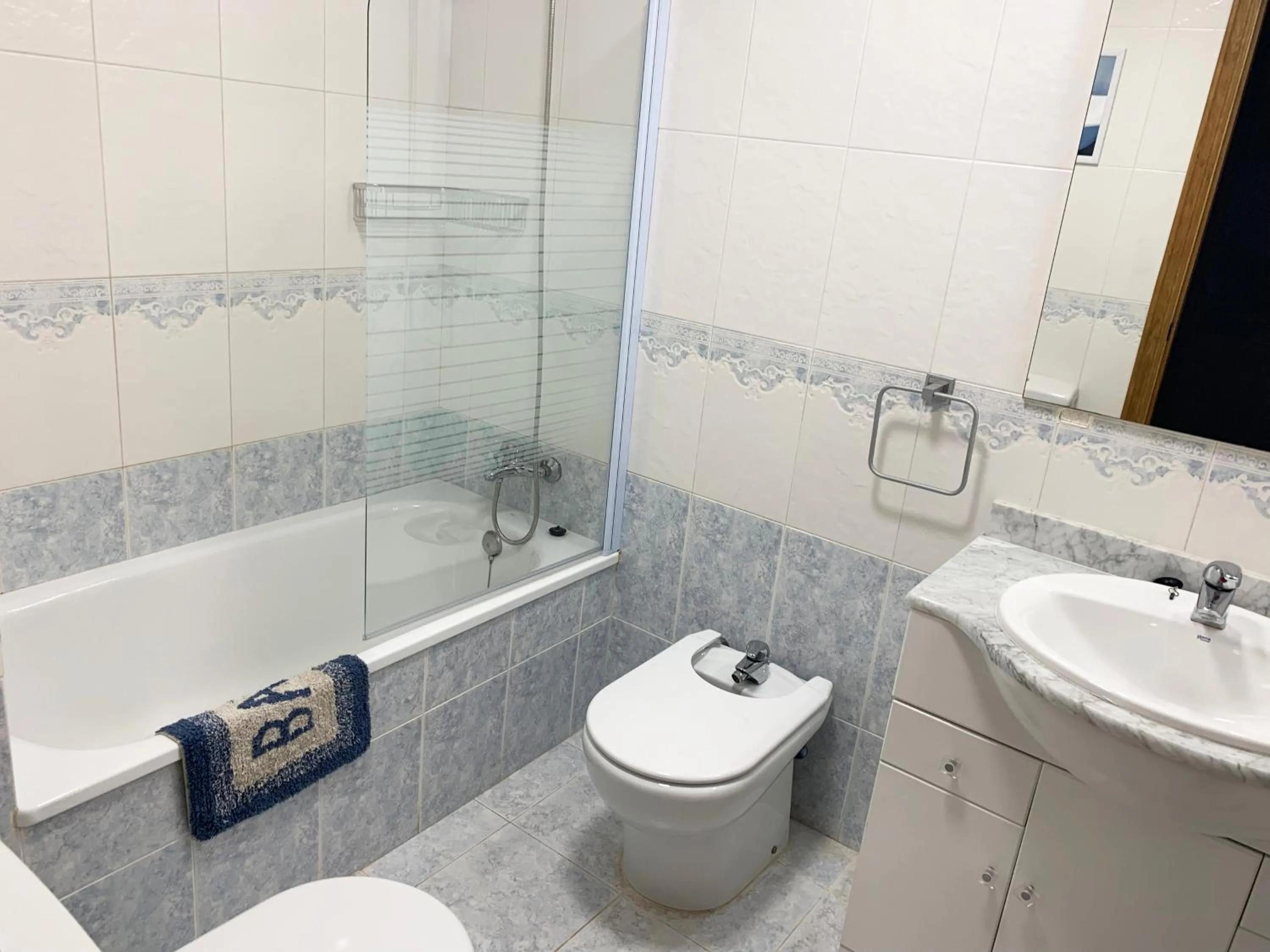 Bathroom in Apartamentos Argenta Caleta 3000