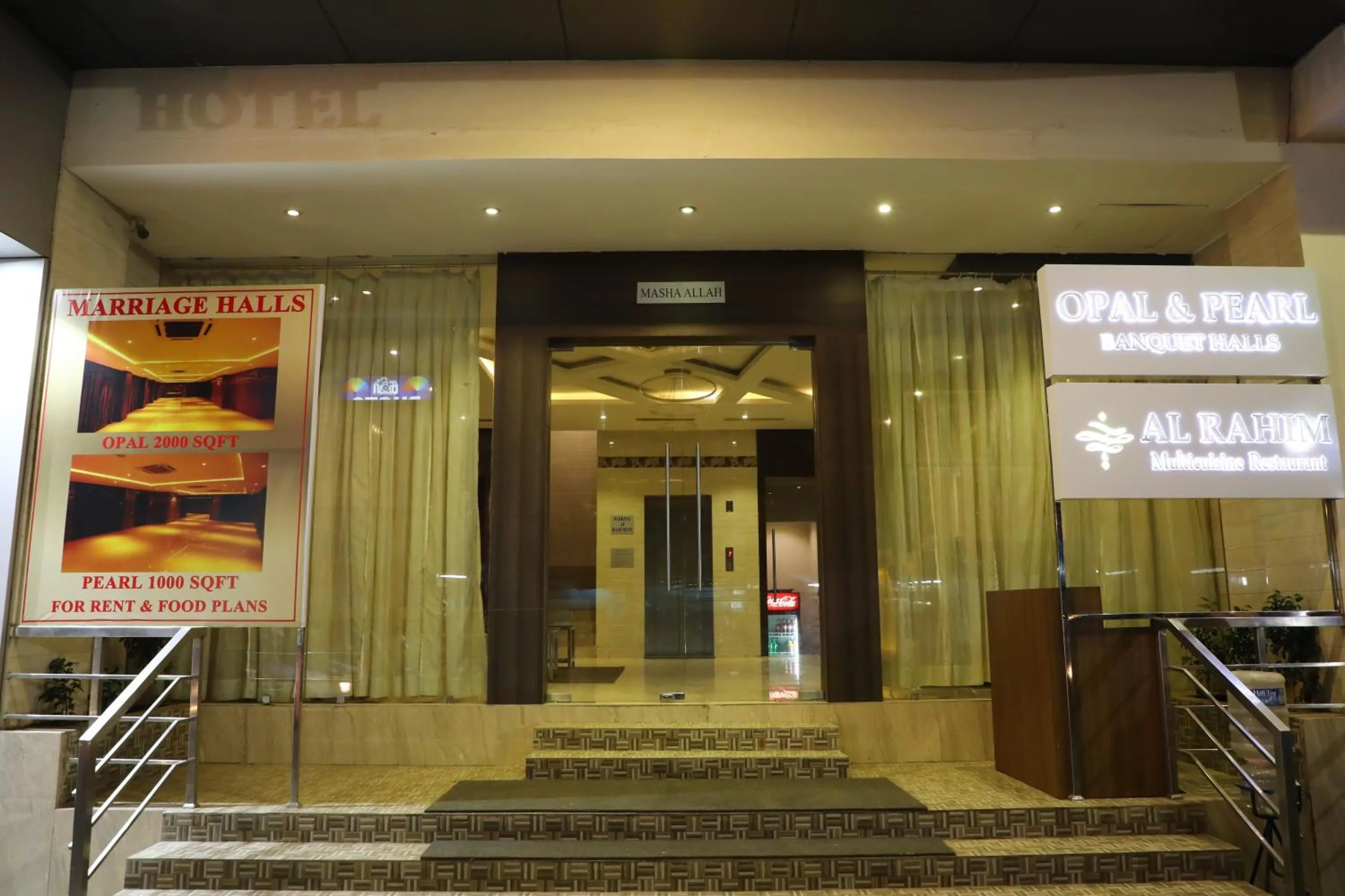 Street view in Avenue Hotel