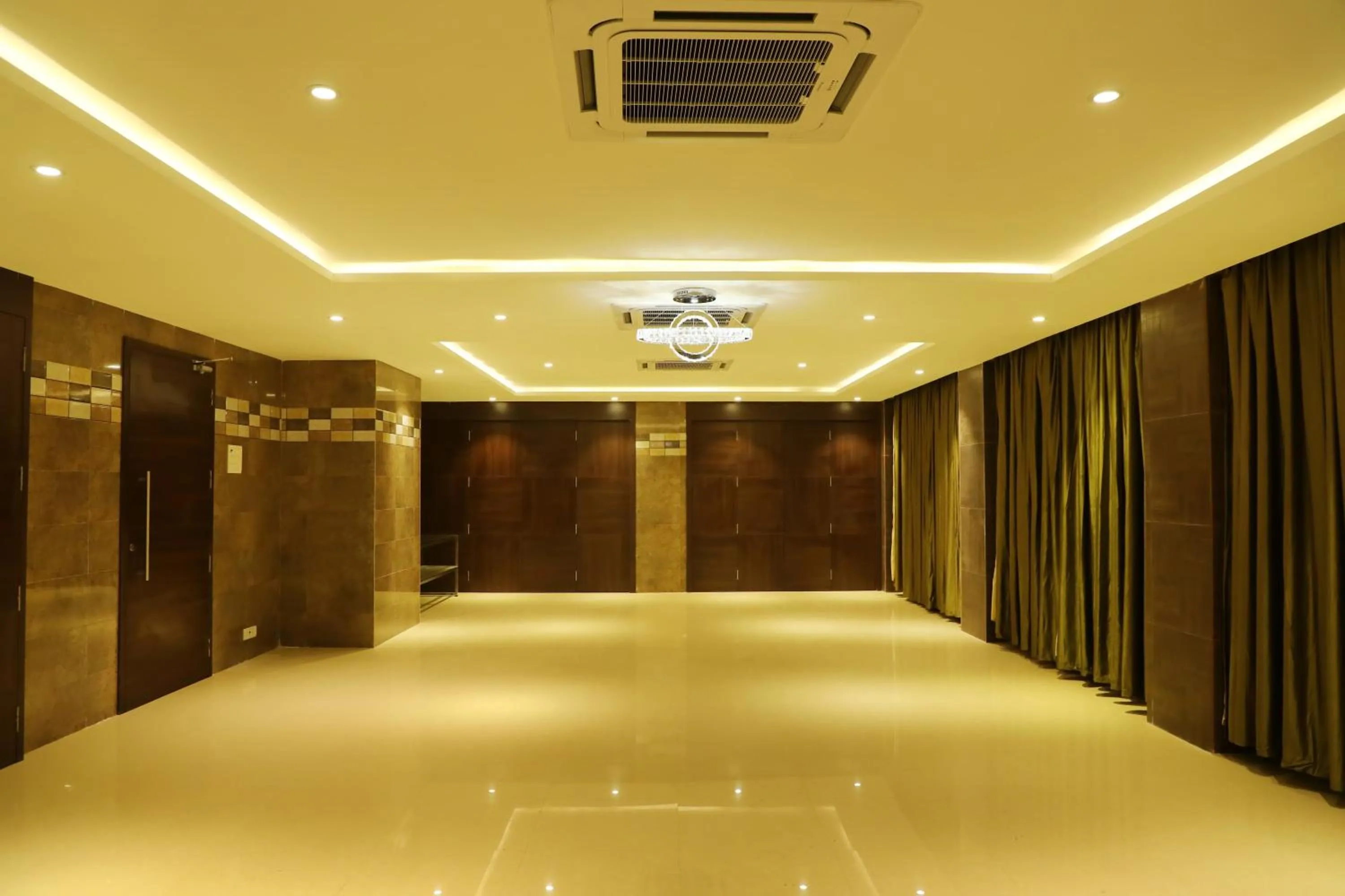 Banquet/Function facilities in Avenue Hotel
