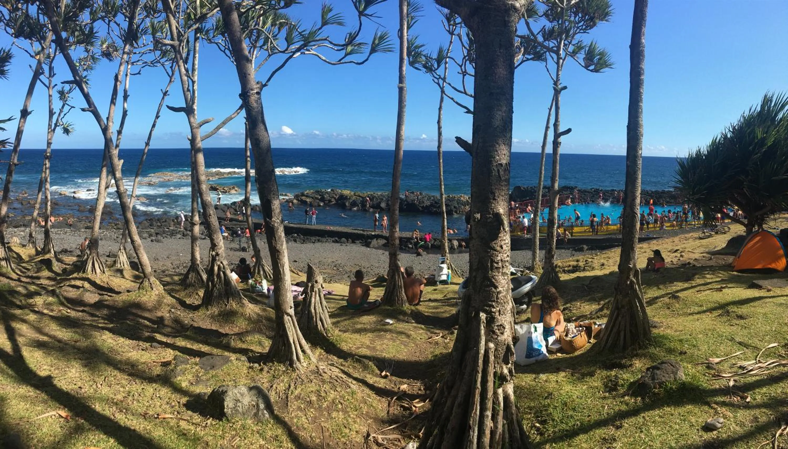 Nearby landmark in L'Arbre de Vie