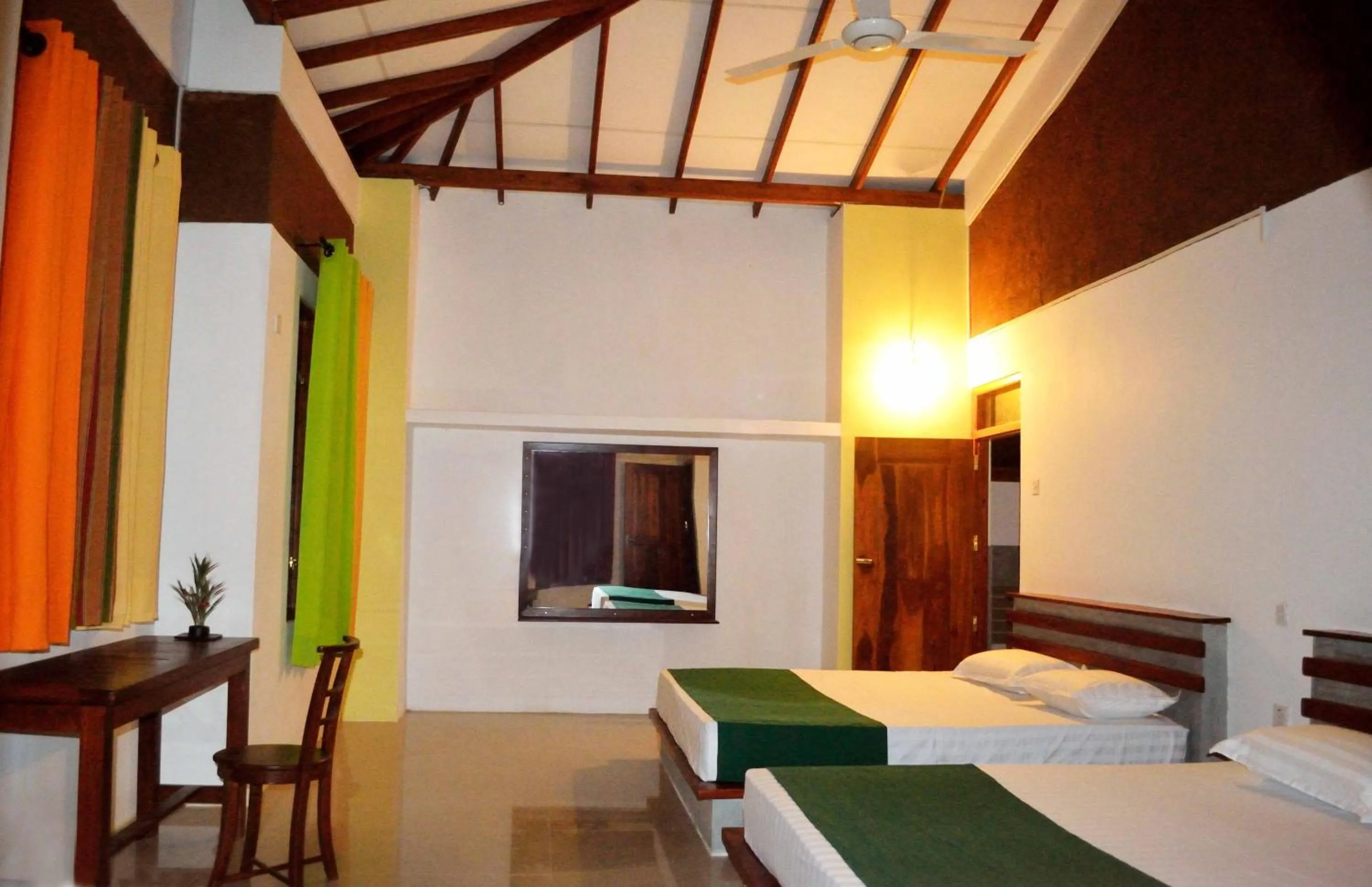 Photo of the whole room, Bed in Pelican View Cottages