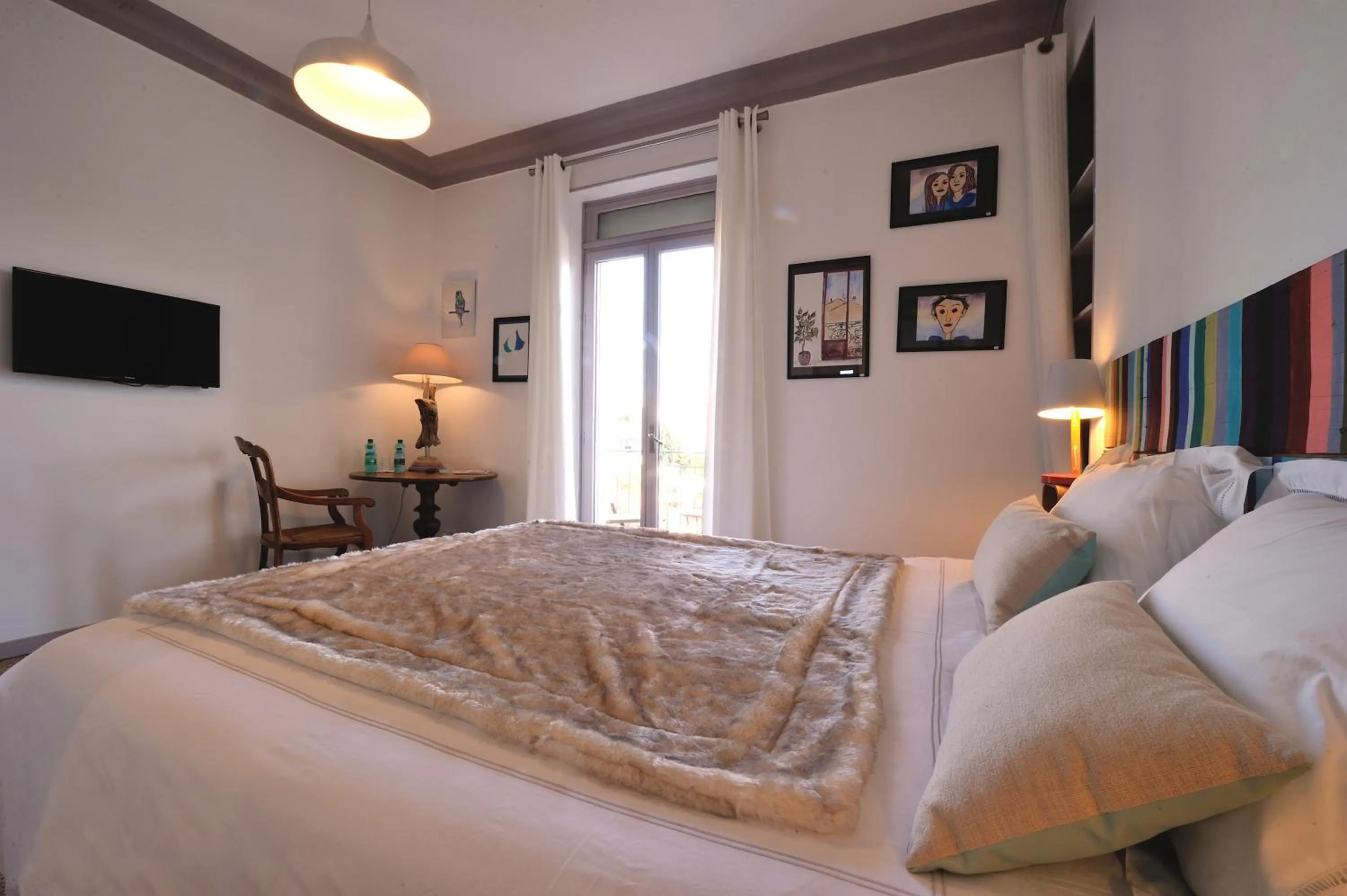 Photo of the whole room, Bed in B&B Villa Du Roc Fleuri