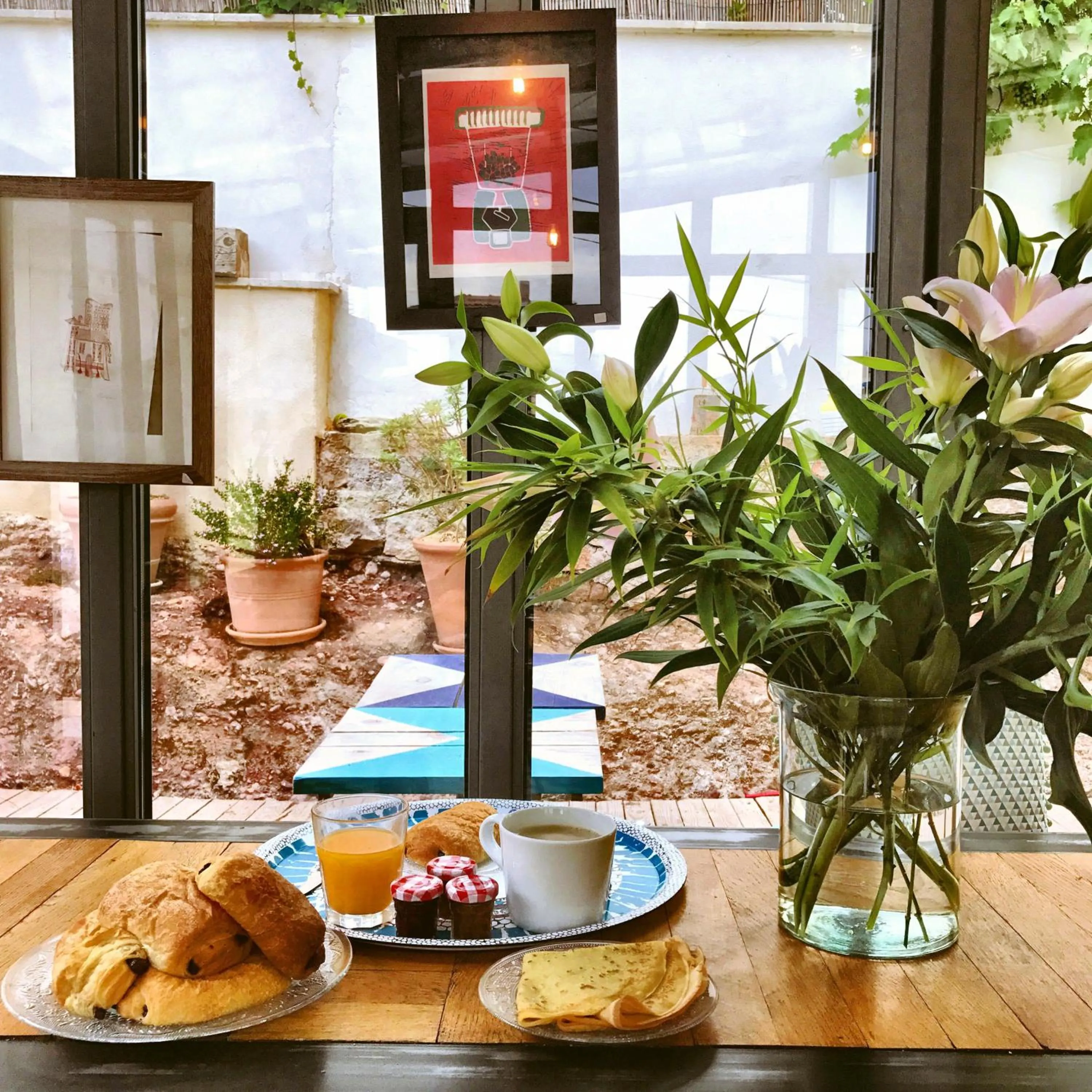 Food and drinks in B&B Villa Du Roc Fleuri