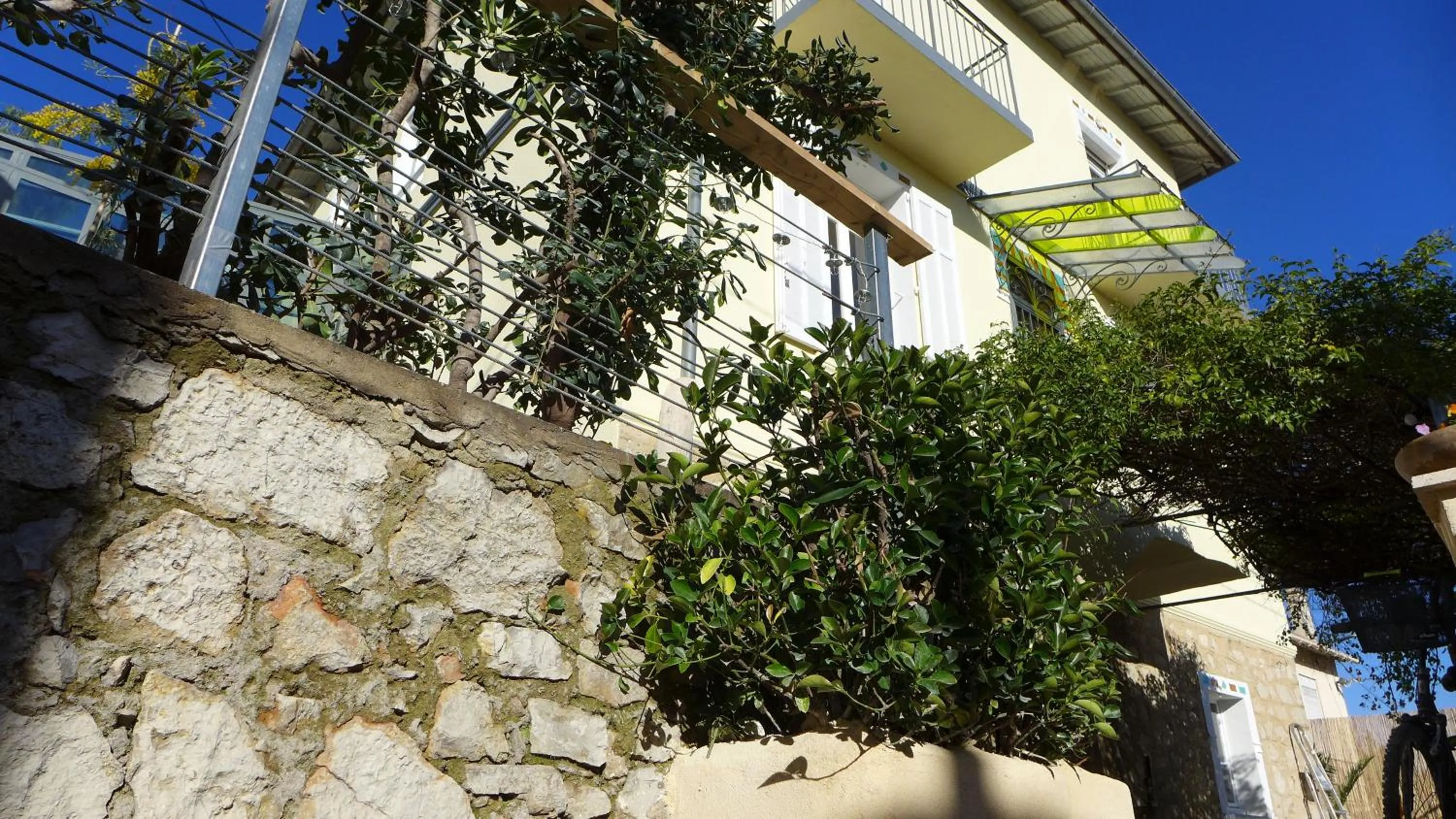 Day in B&B Villa Du Roc Fleuri