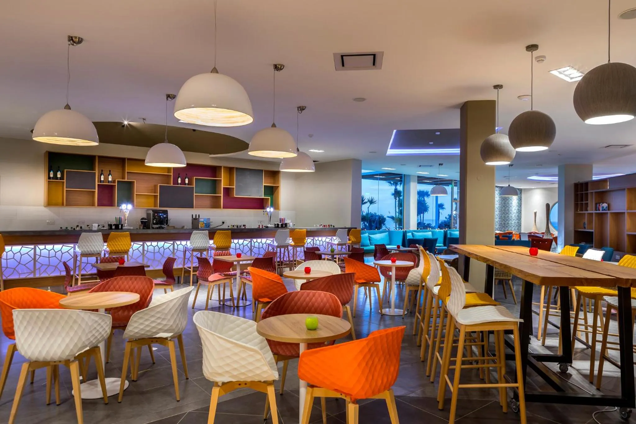 Restaurant/places to eat in Leonardo Laura Beach & Splash Resort