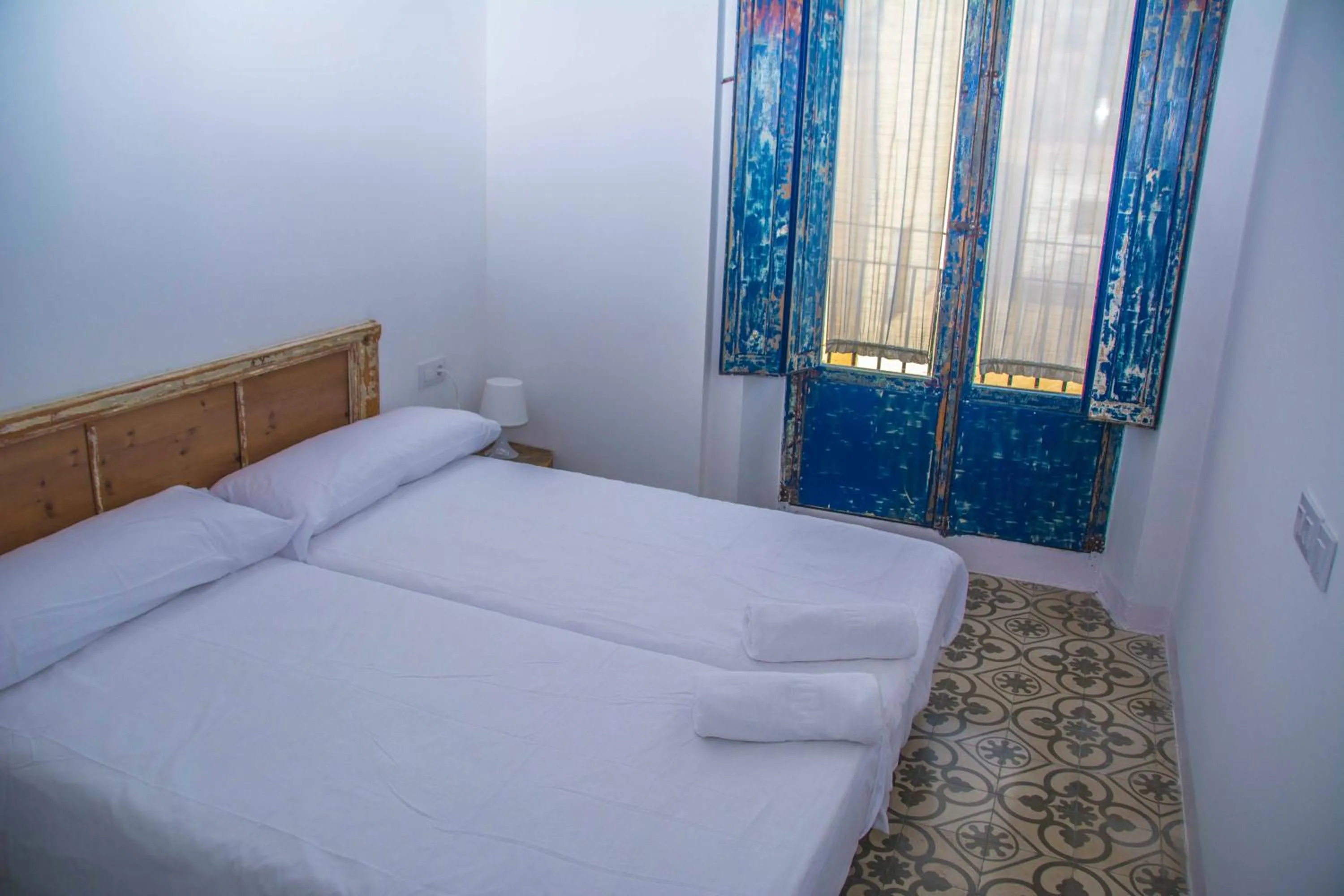 Photo of the whole room, Bed in Pigal