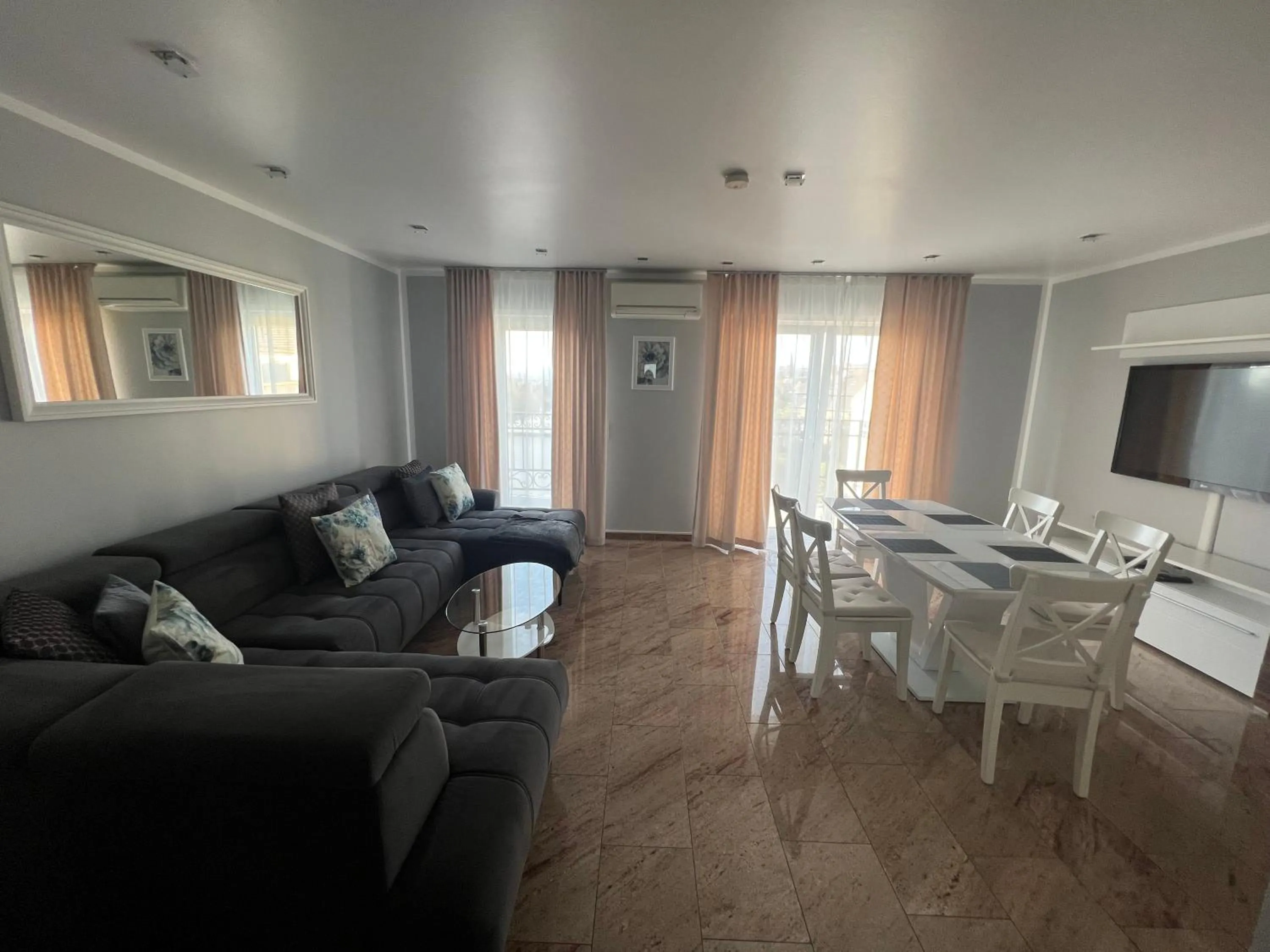 Living room in Merkel Villa Apartamente