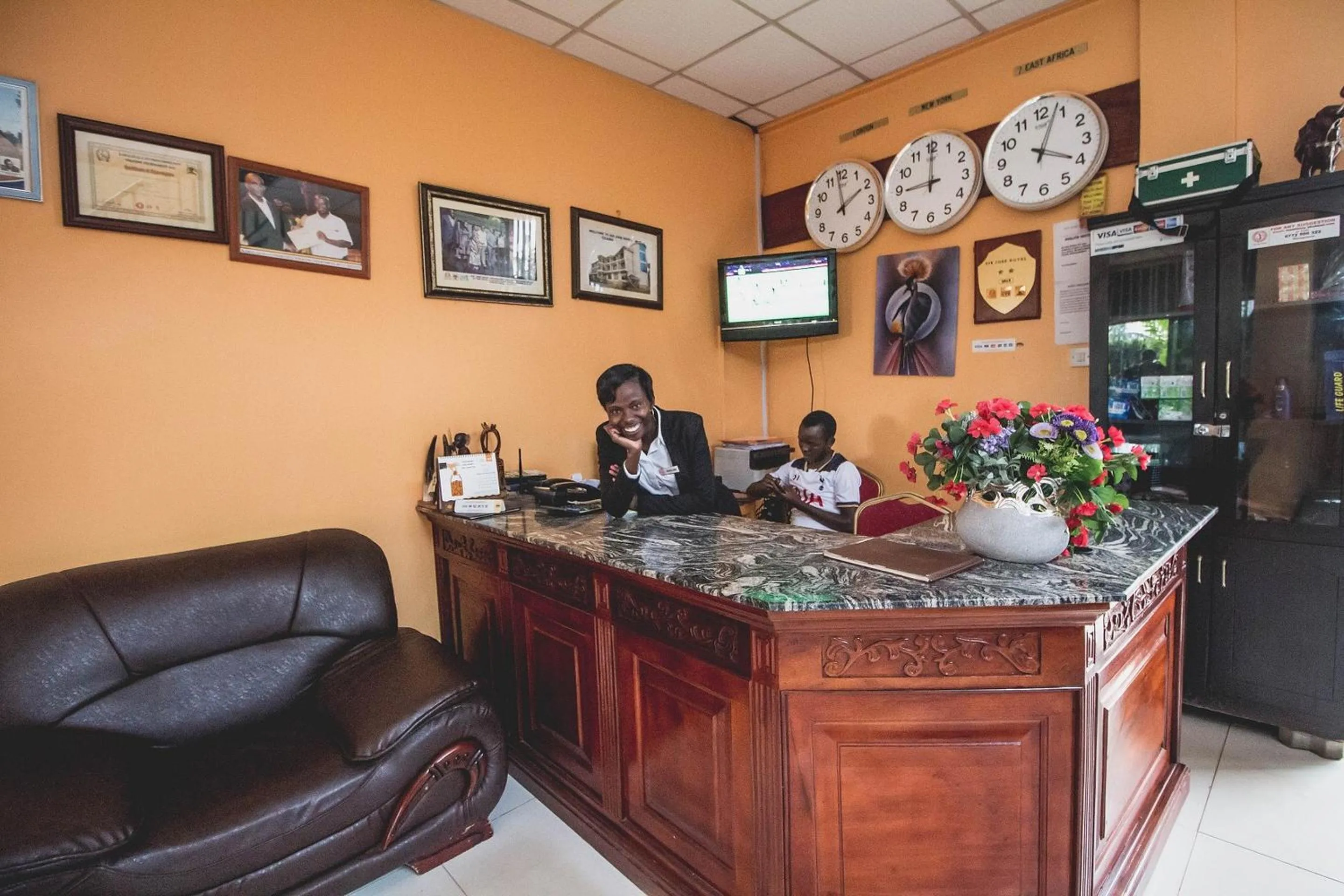 Lobby or reception in Sir Jose Hotel