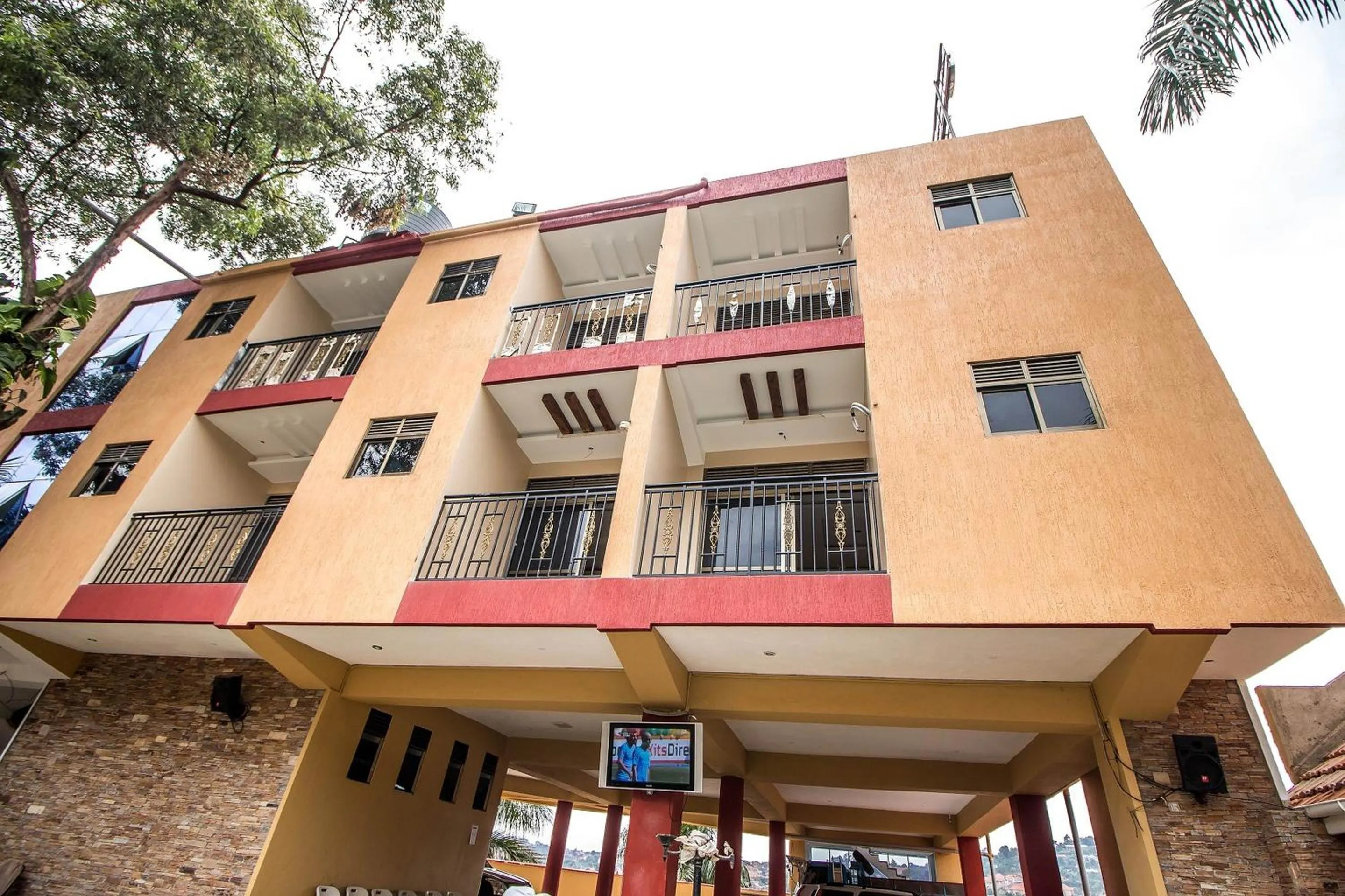 Property building in Sir Jose Hotel