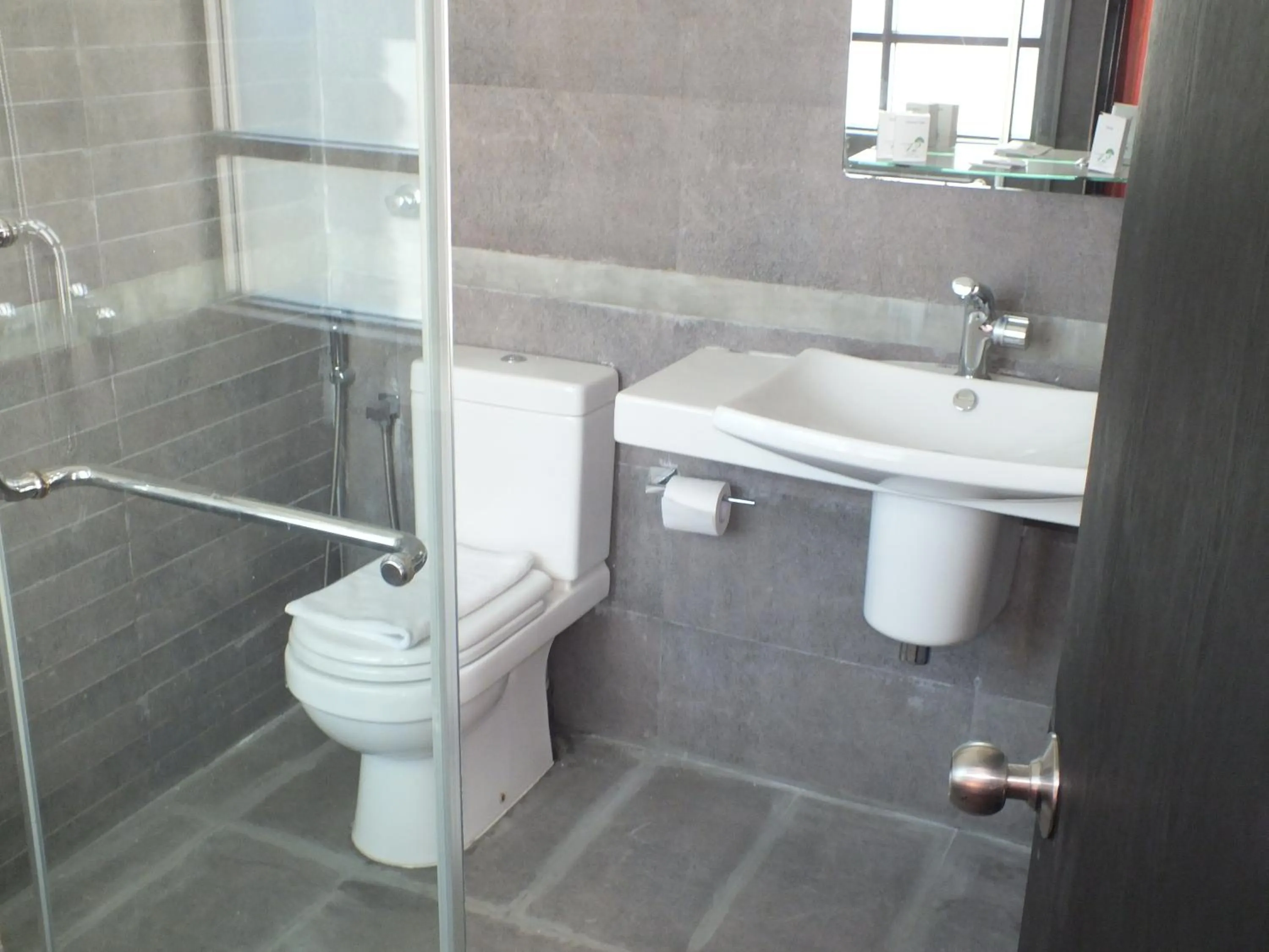 Bathroom in Cottage 42