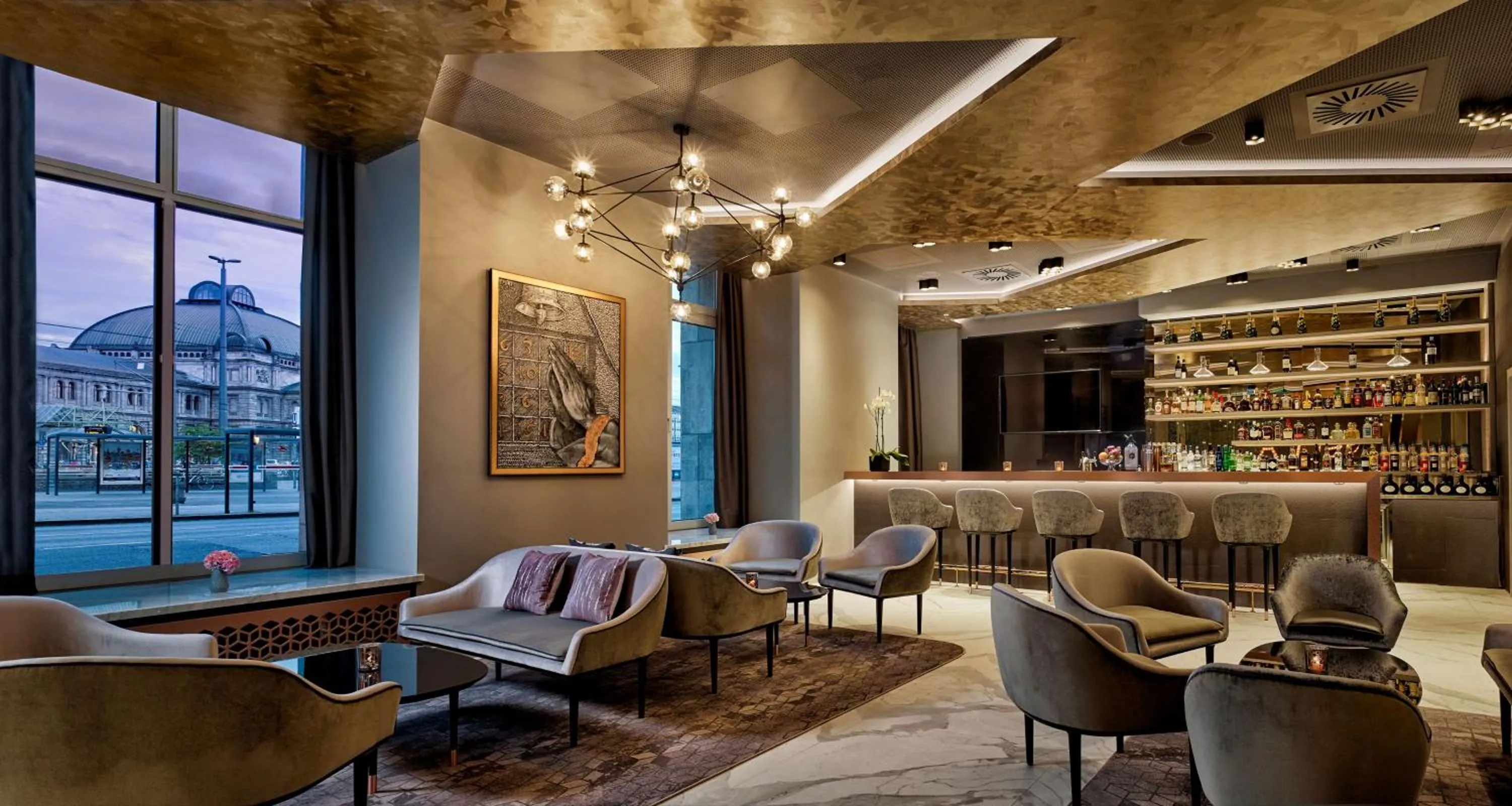 Lounge or bar in Park Plaza Nuremberg