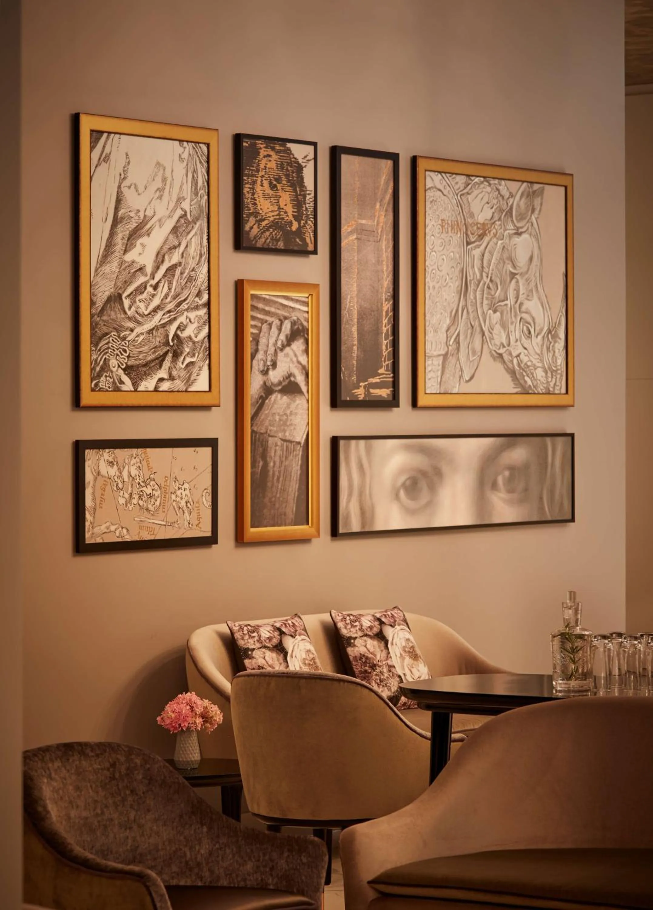 Lounge or bar in Park Plaza Nuremberg