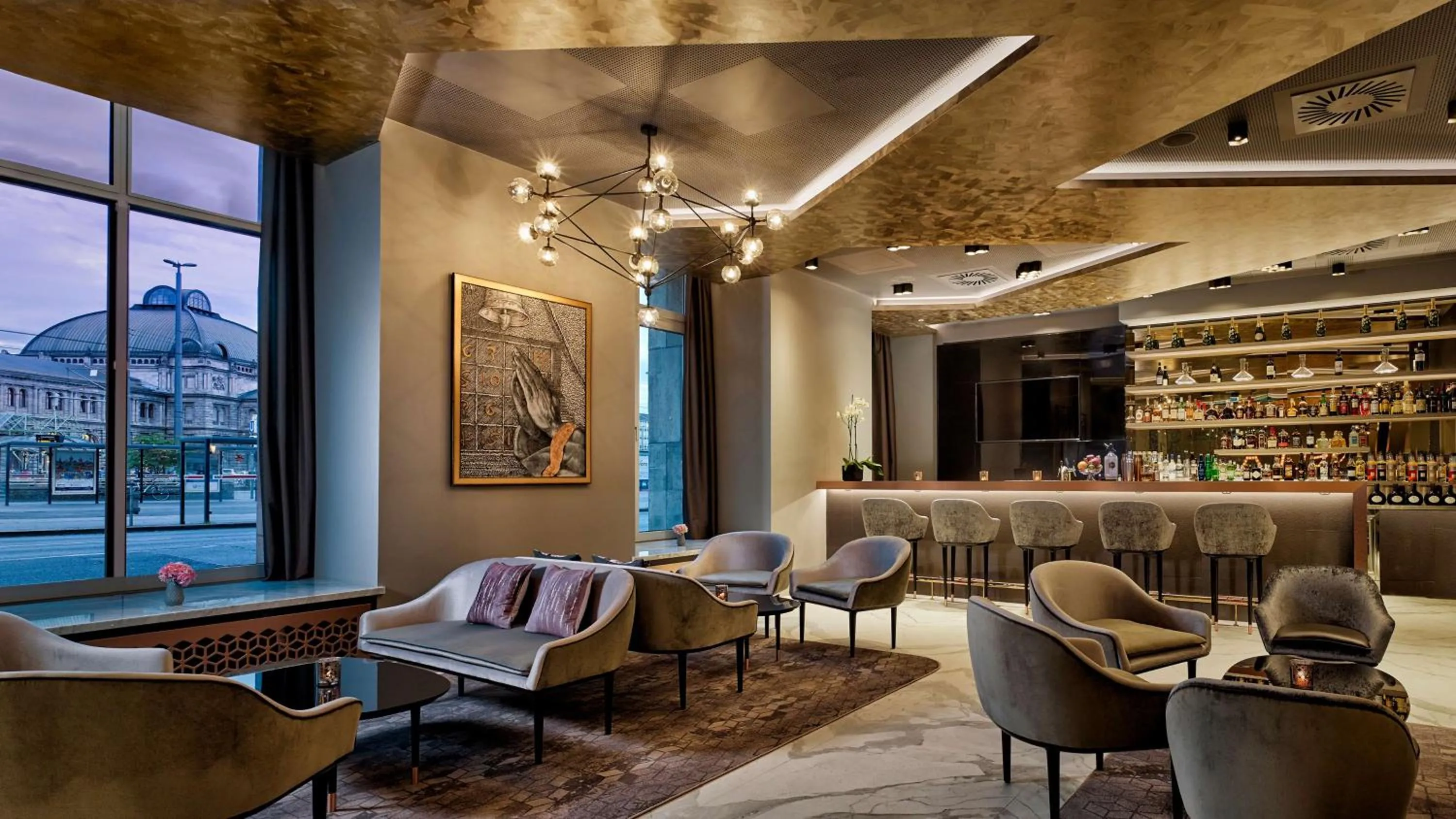 Lounge or bar in Park Plaza Nuremberg