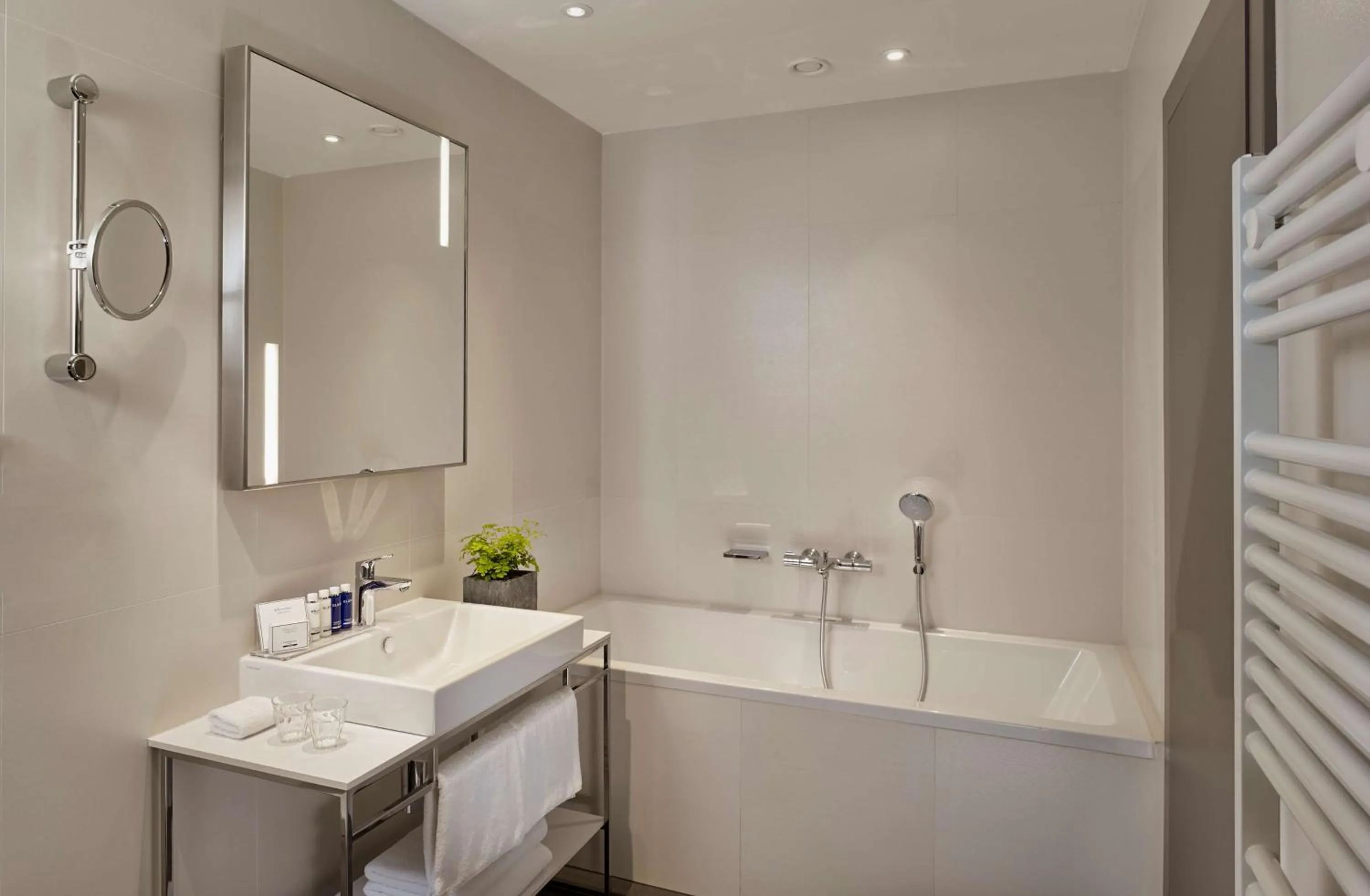 Bathroom in Park Plaza Nuremberg