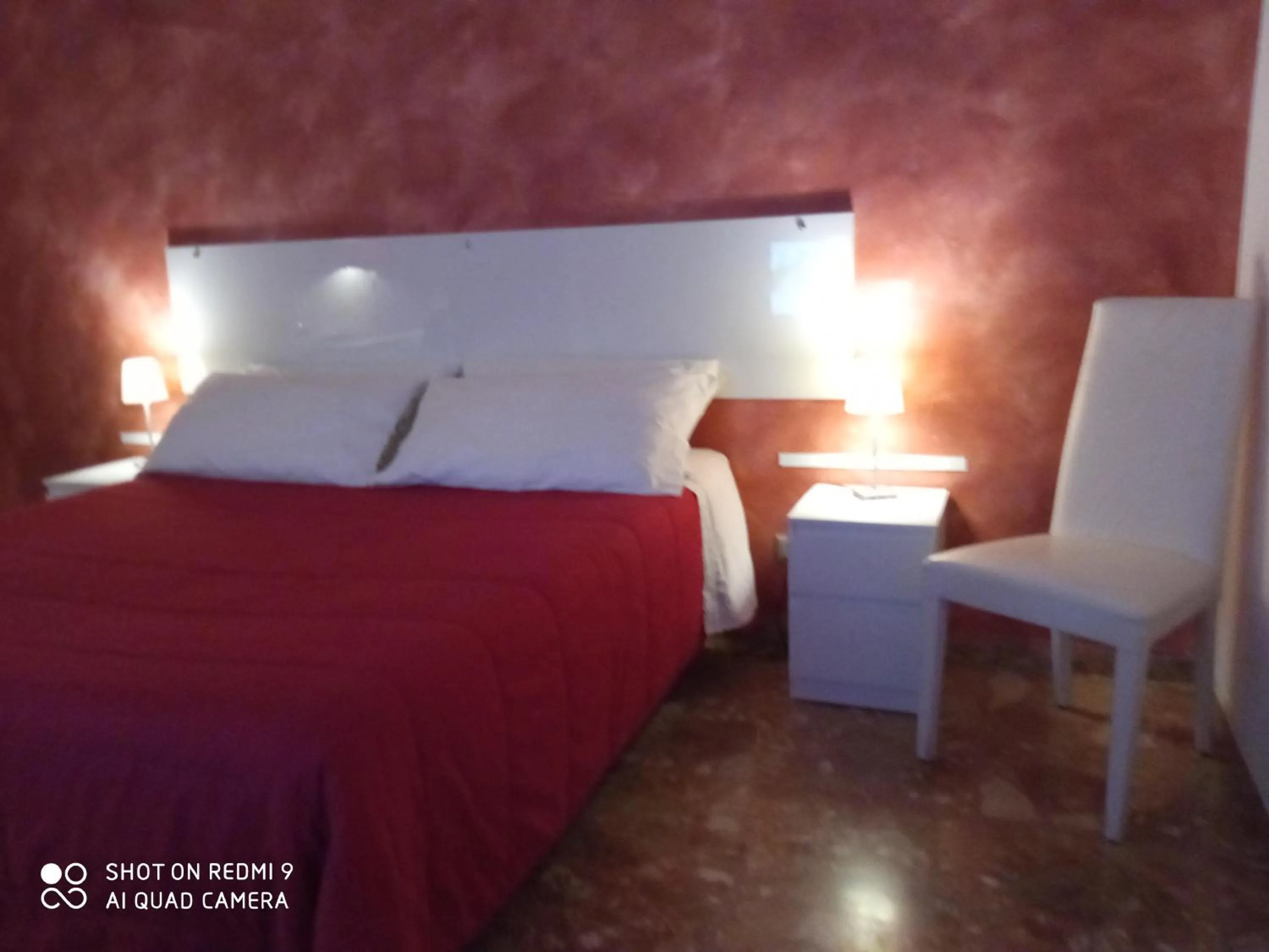Bed in Bed & Breakfast Fontanarossa Airport -Private Parking-