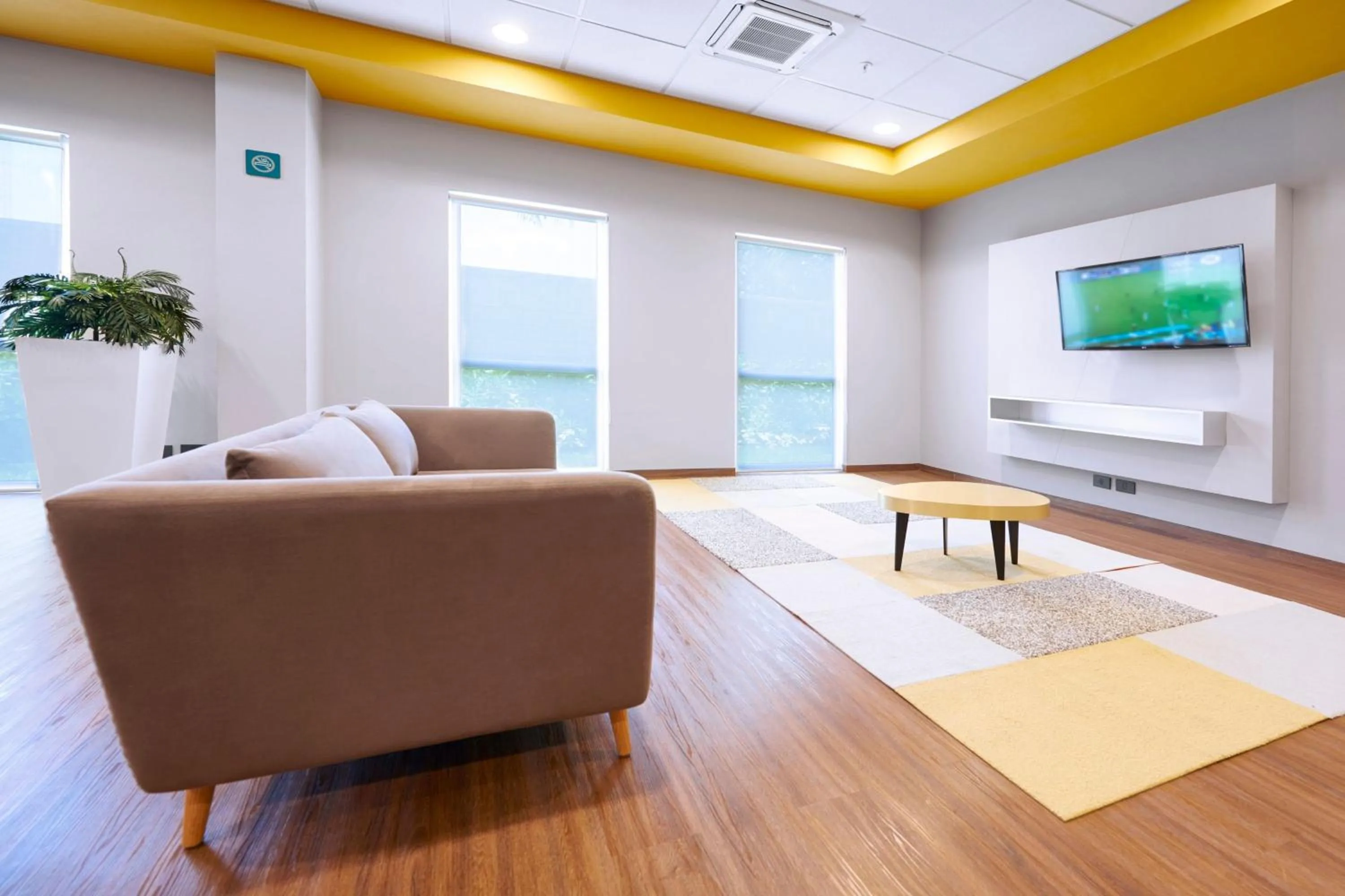 Living room in City Express Suites by Marriott Silao Aeropuerto