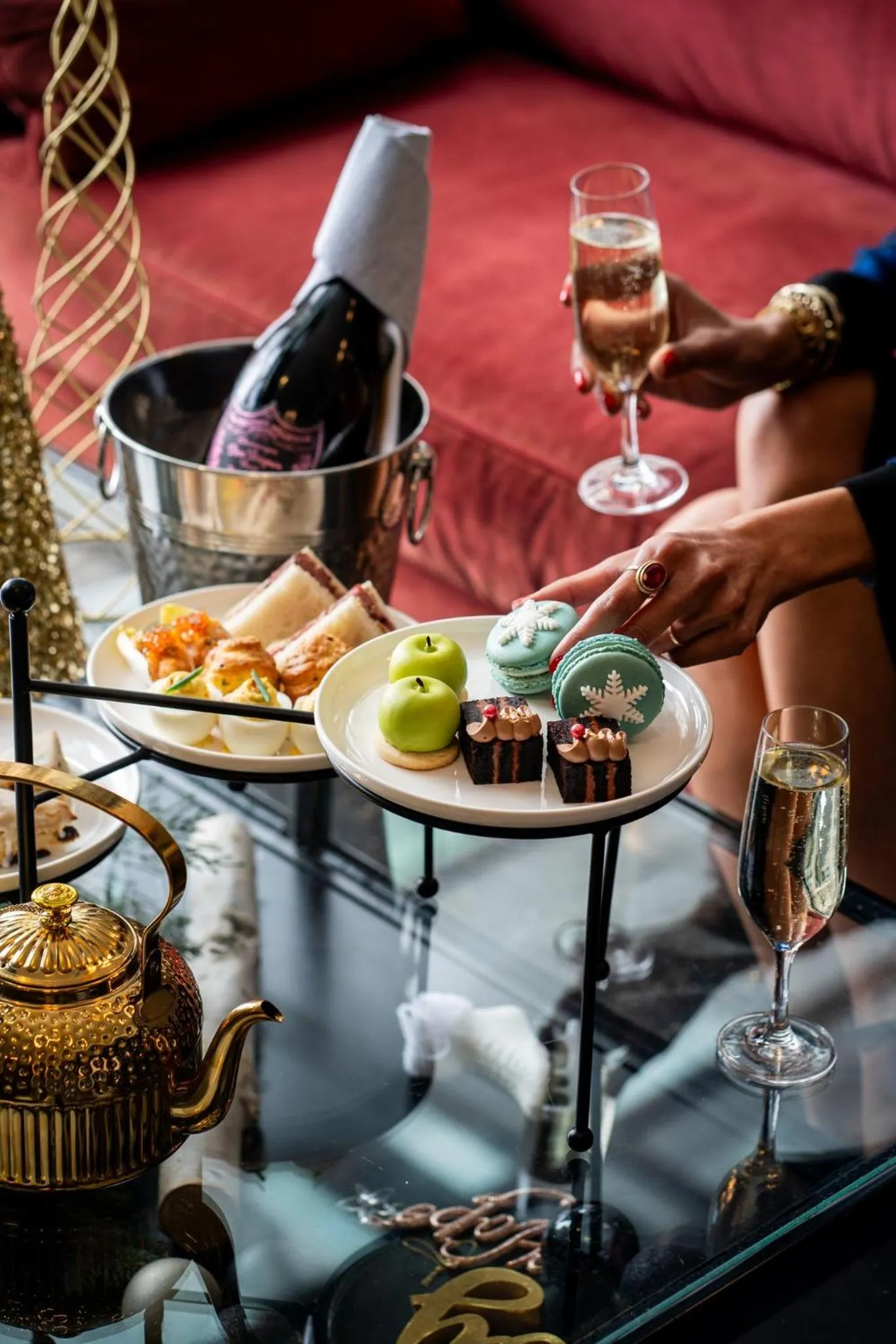 Restaurant/places to eat in Halcyon - A Hotel in Cherry Creek