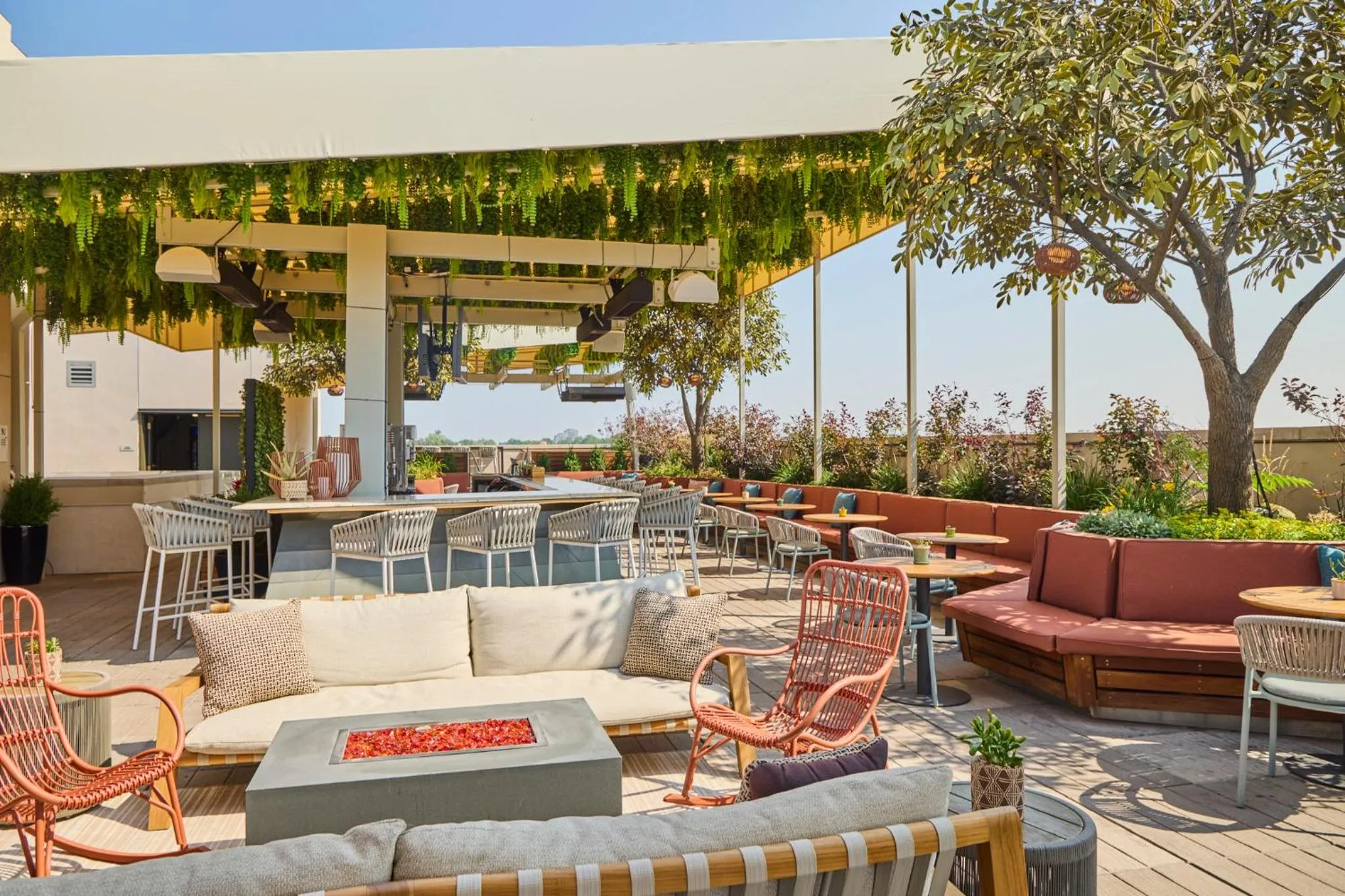 Restaurant/places to eat in Halcyon - A Hotel in Cherry Creek