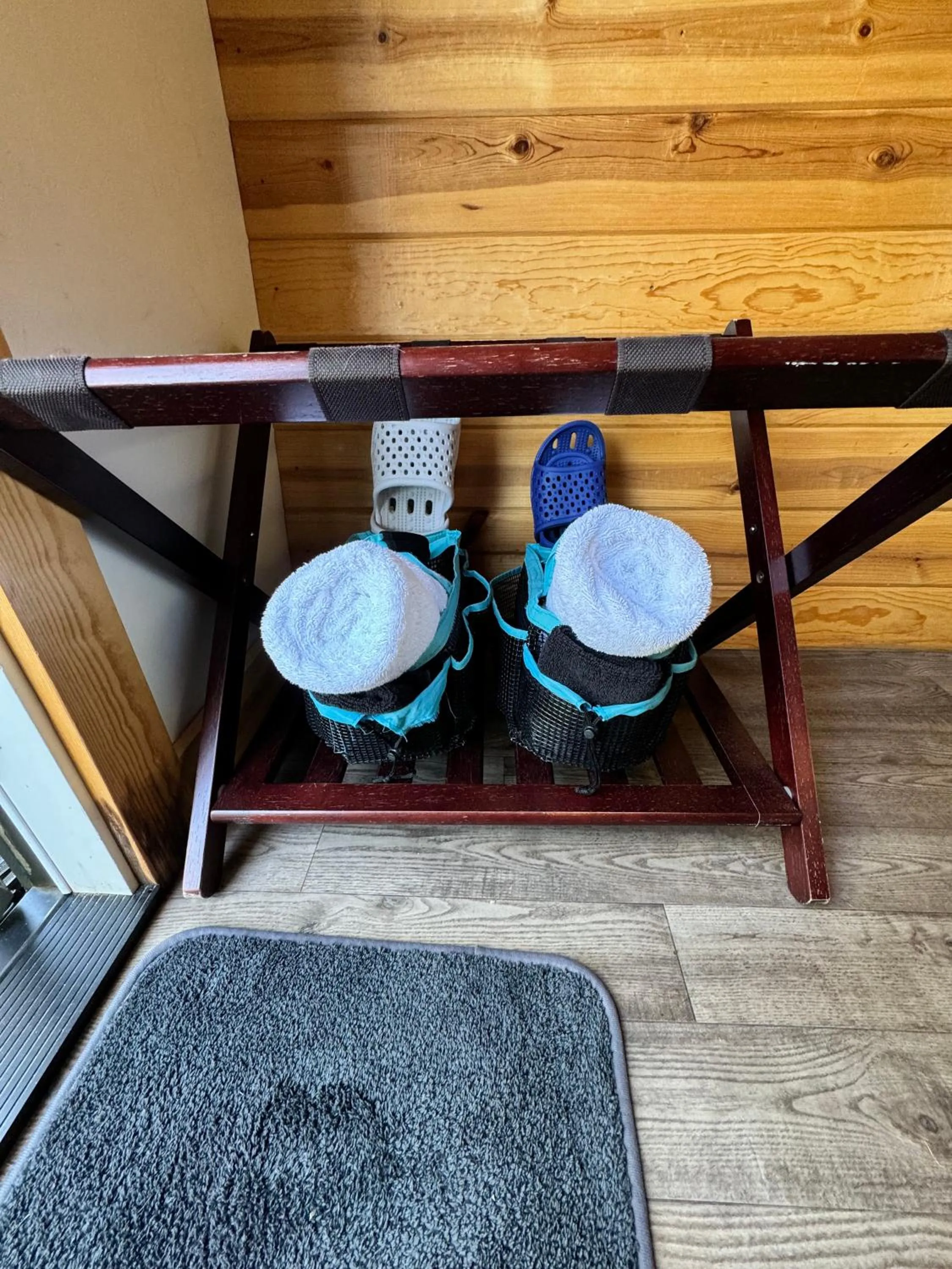 towels in Sierra Meadows