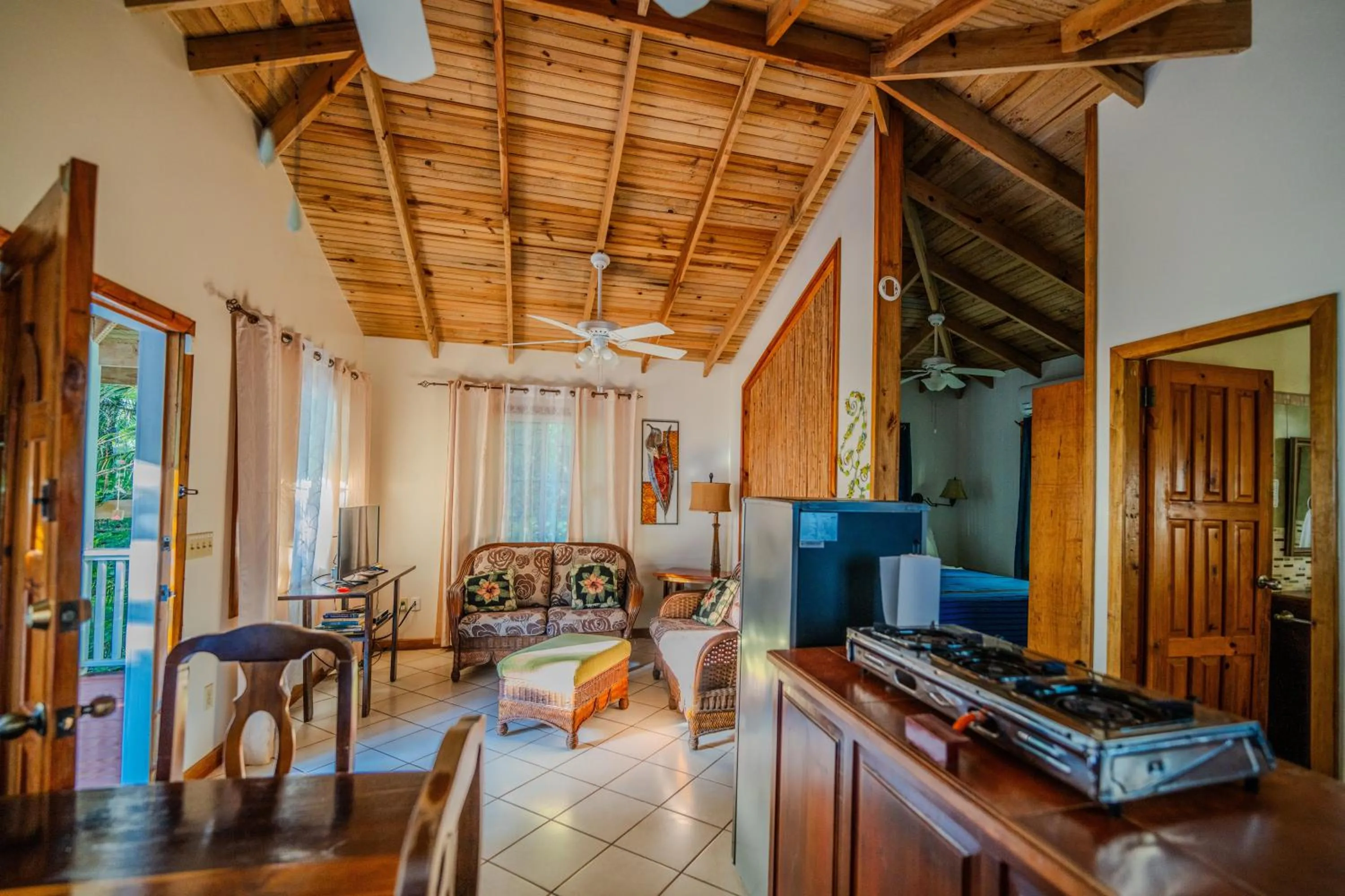 Living room in Seaside Inn Roatan