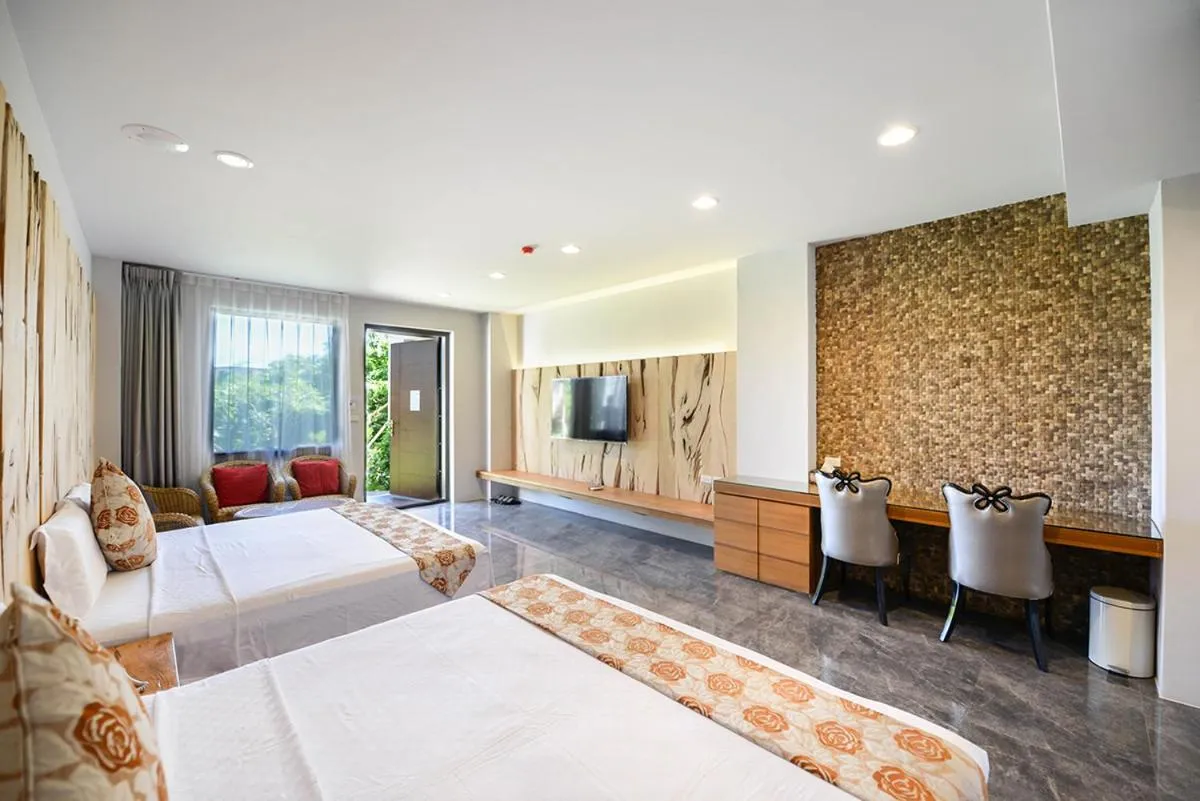 Bed in Oceanic Pearl Resort