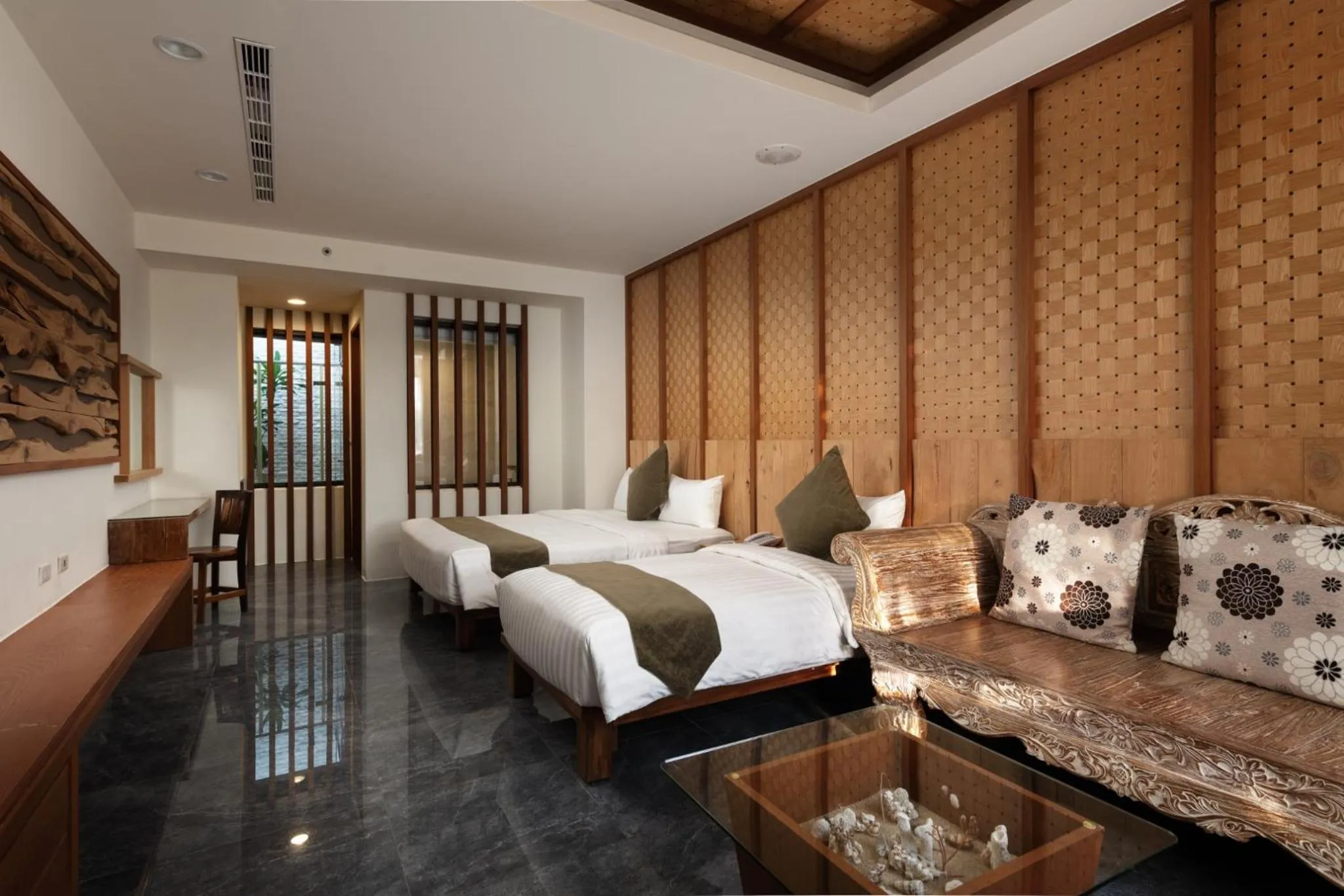 Bed in Oceanic Pearl Resort