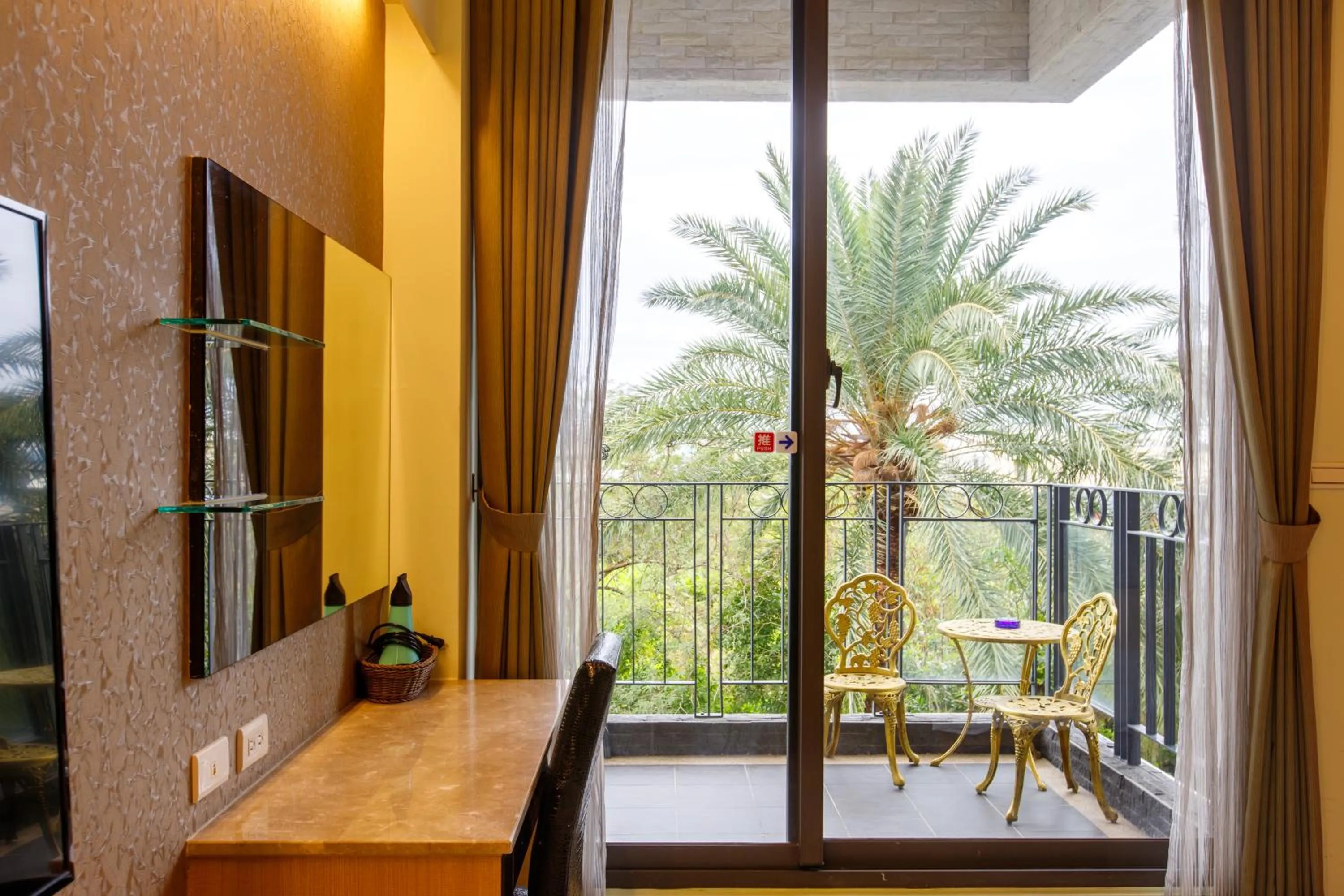 Oceanic Pearl Resort