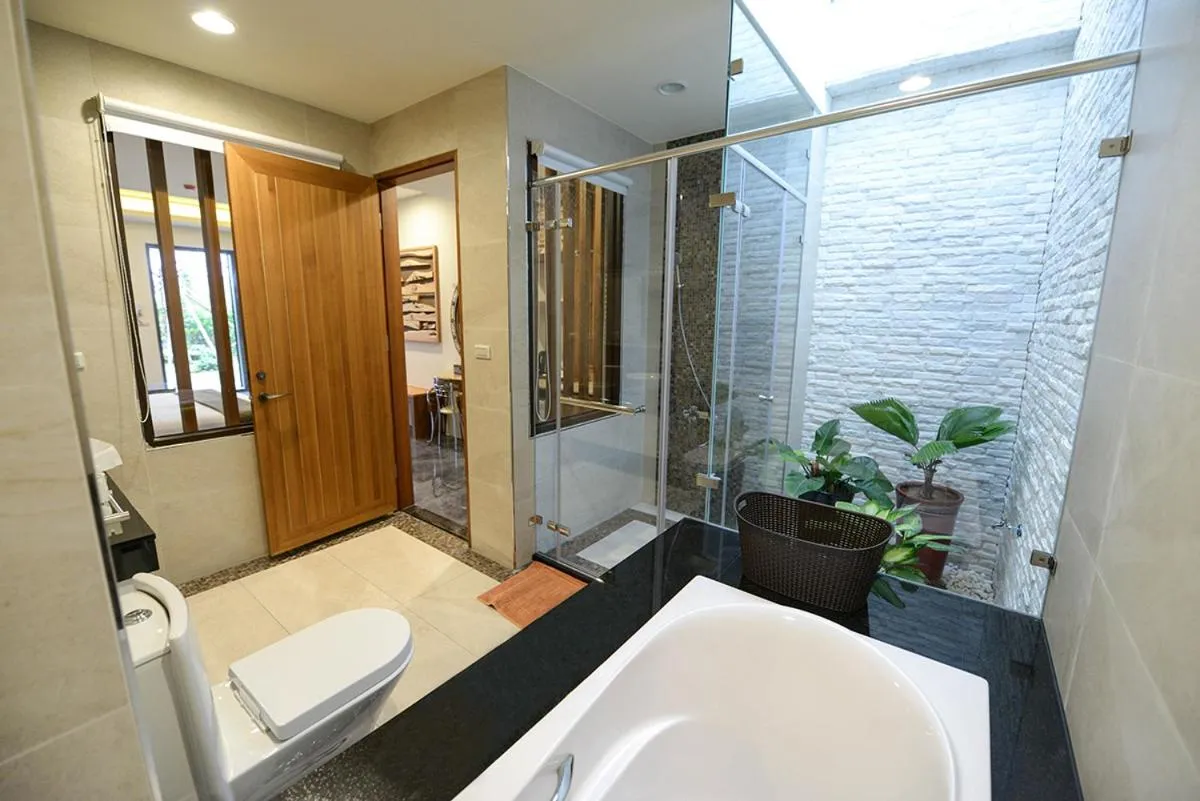 Oceanic Pearl Resort