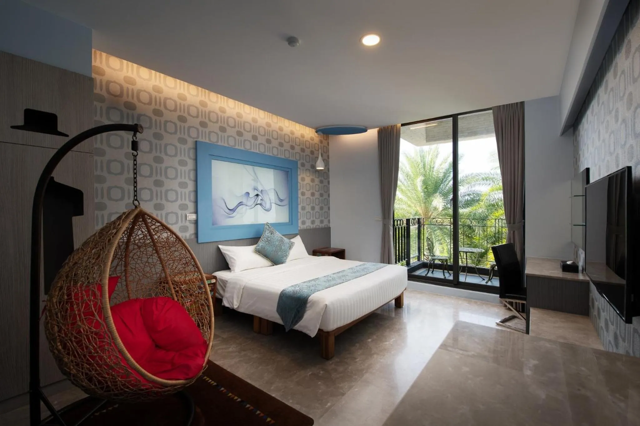 Bed in Oceanic Pearl Resort