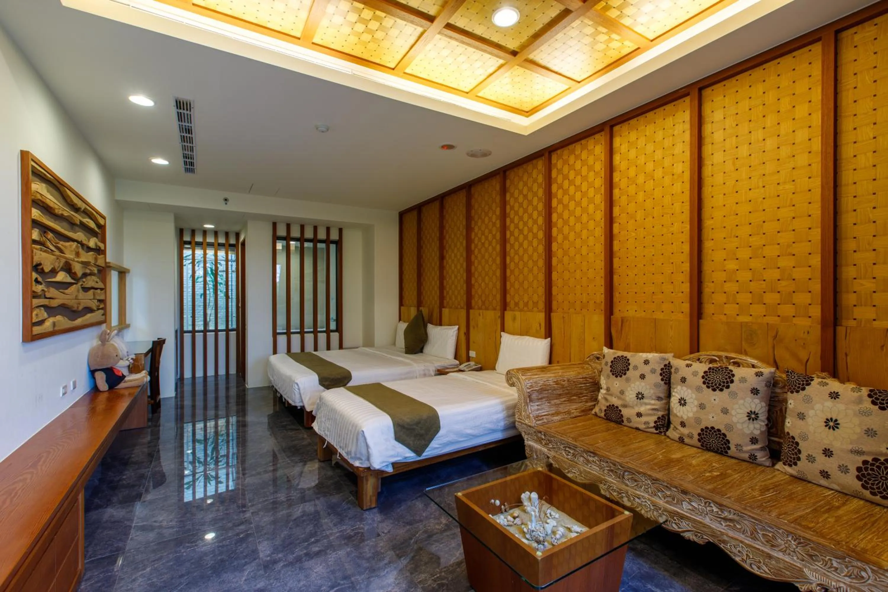 Bed in Oceanic Pearl Resort