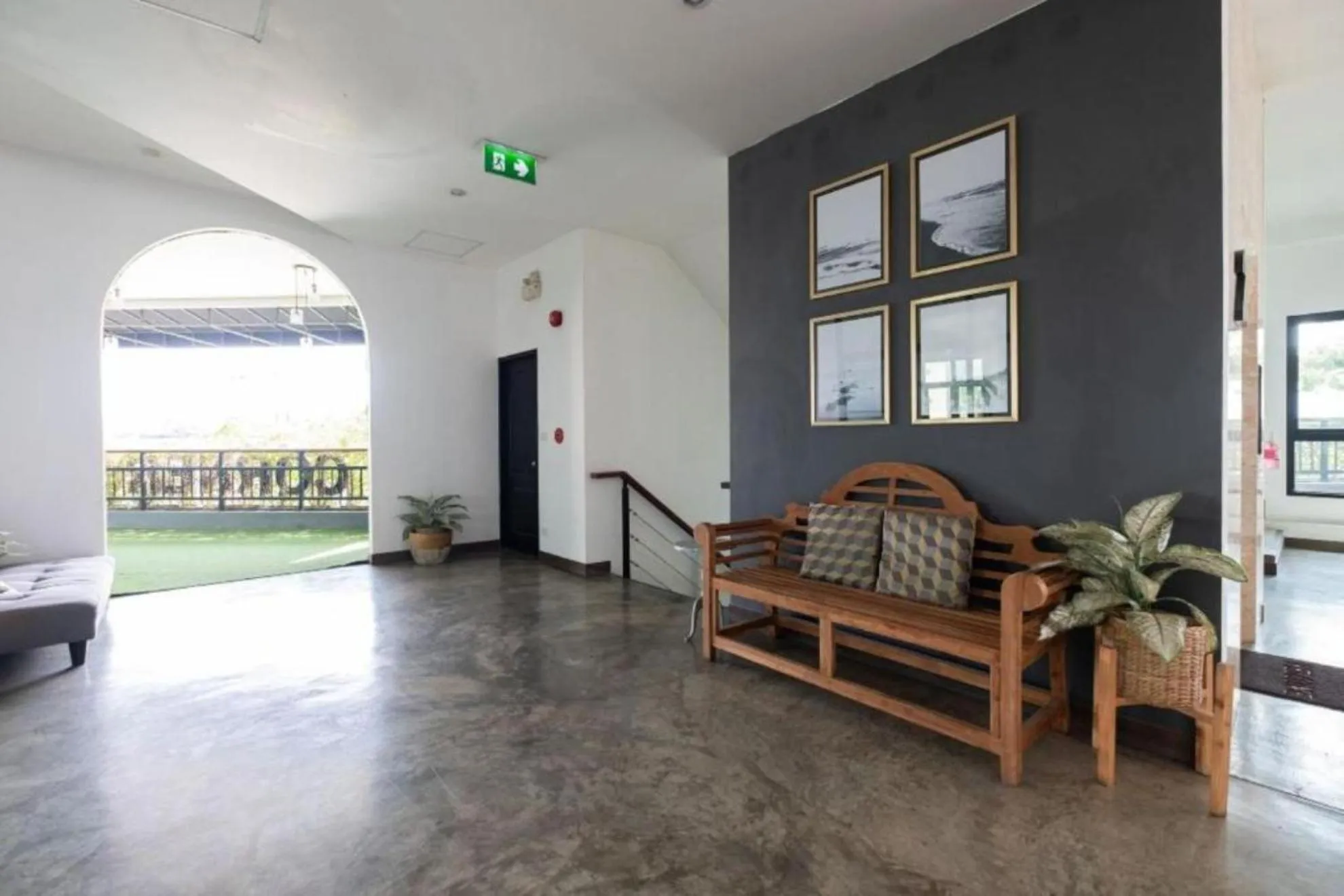 Area and facilities in The Corner Lodge