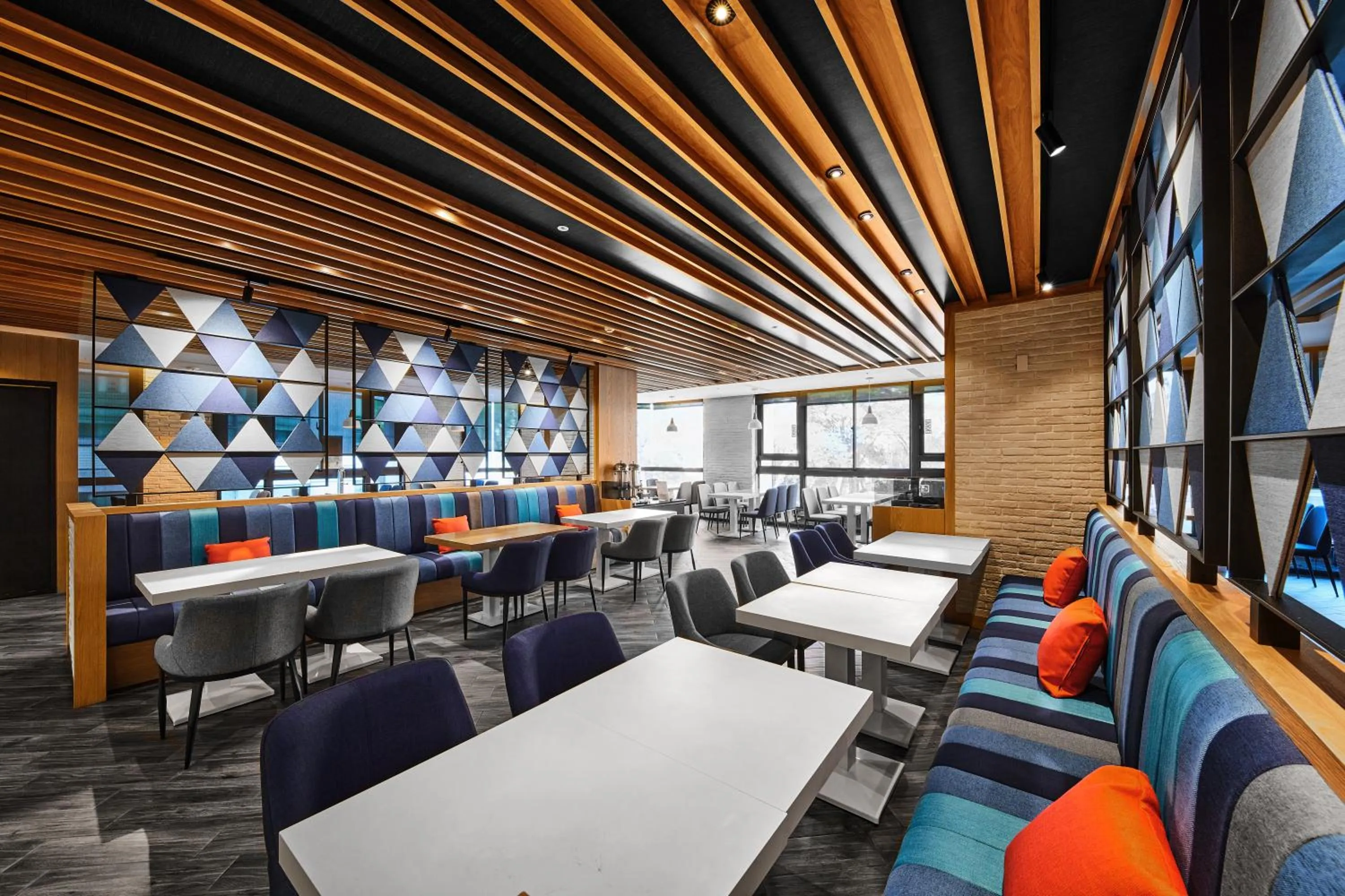 Breakfast in Holiday Inn Express Kaohsiung Love River by IHG