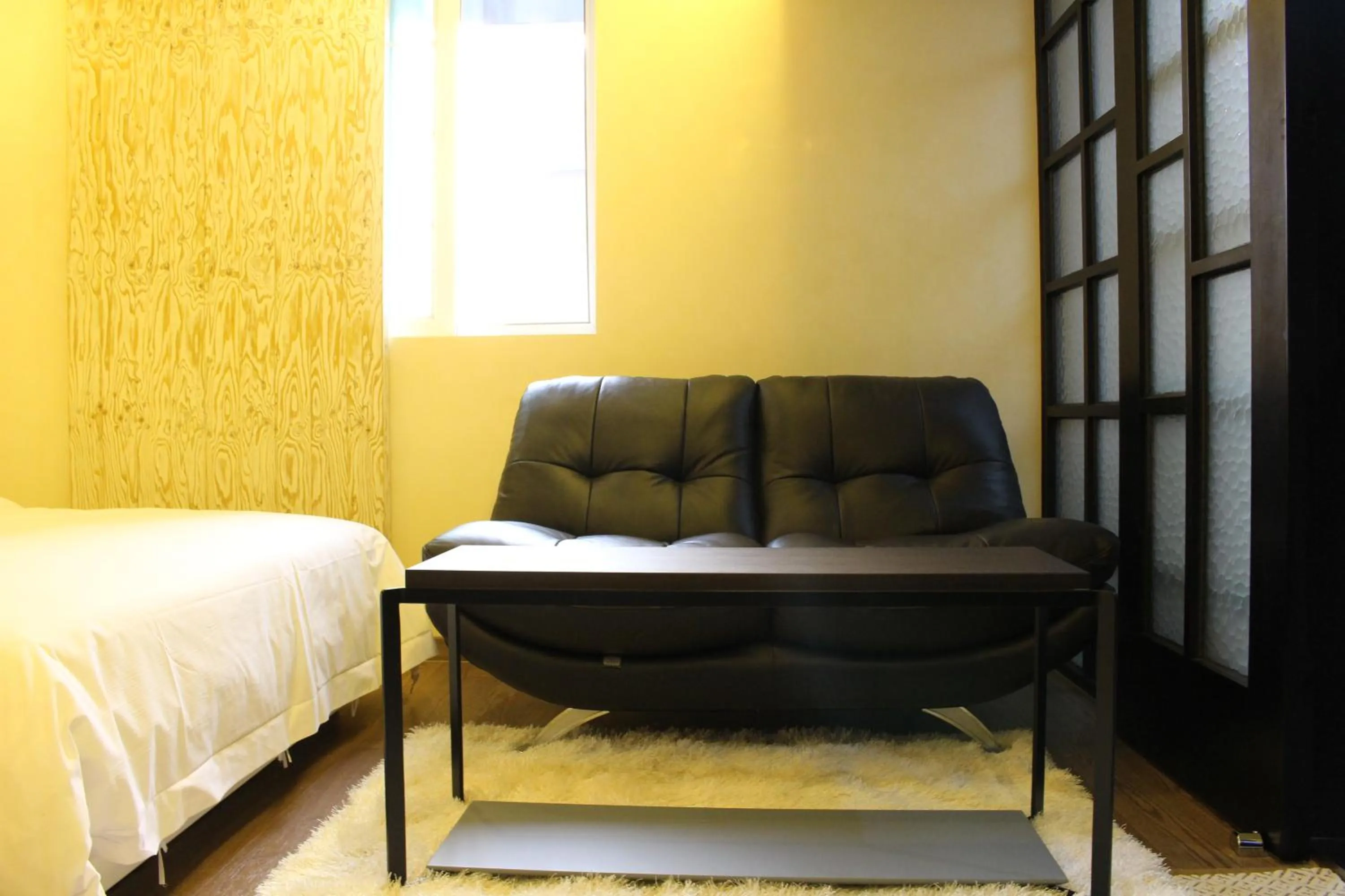 Seating area, Bed in Jeonju Lime Hotel