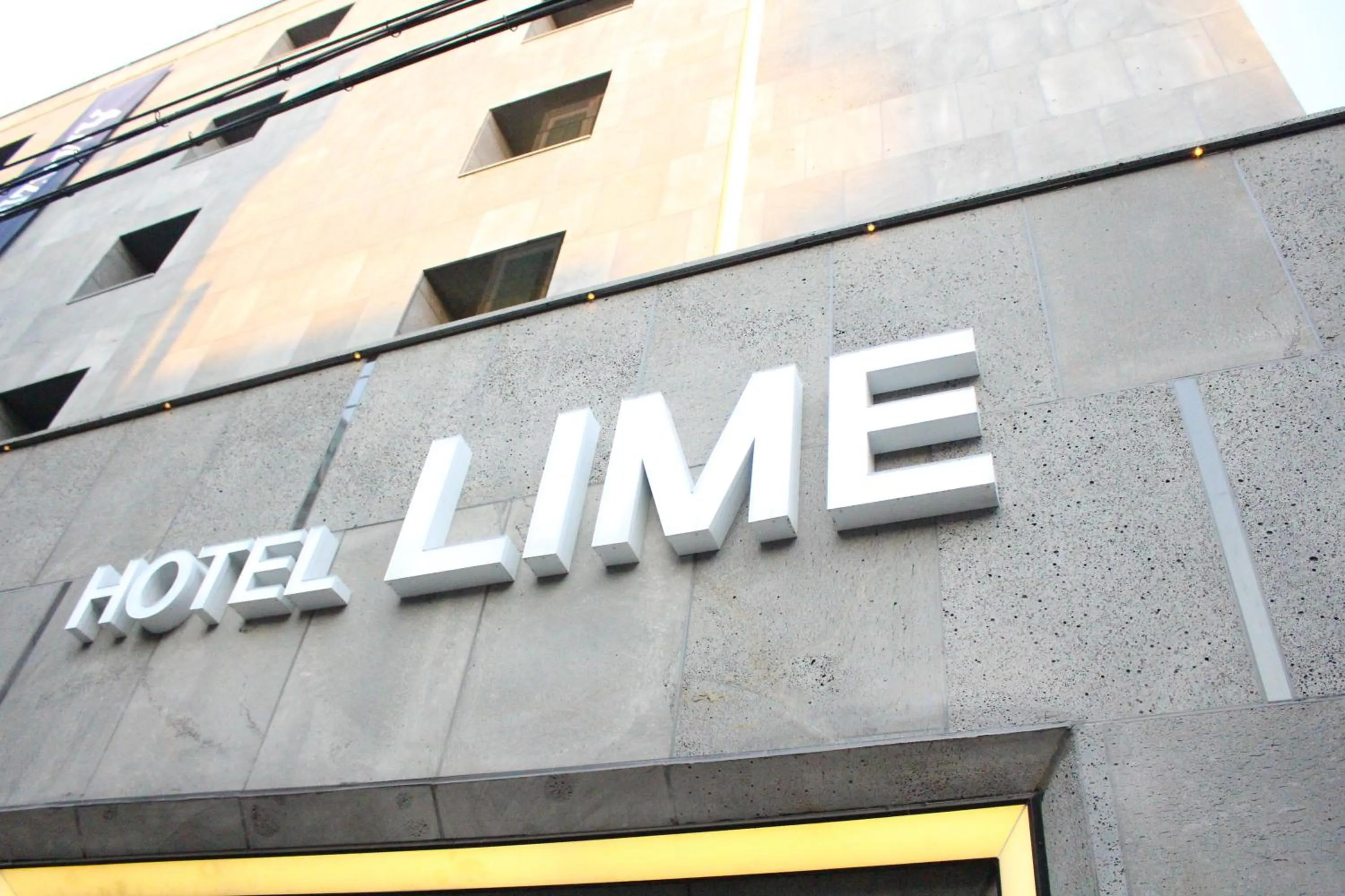 Property logo or sign in Jeonju Lime Hotel