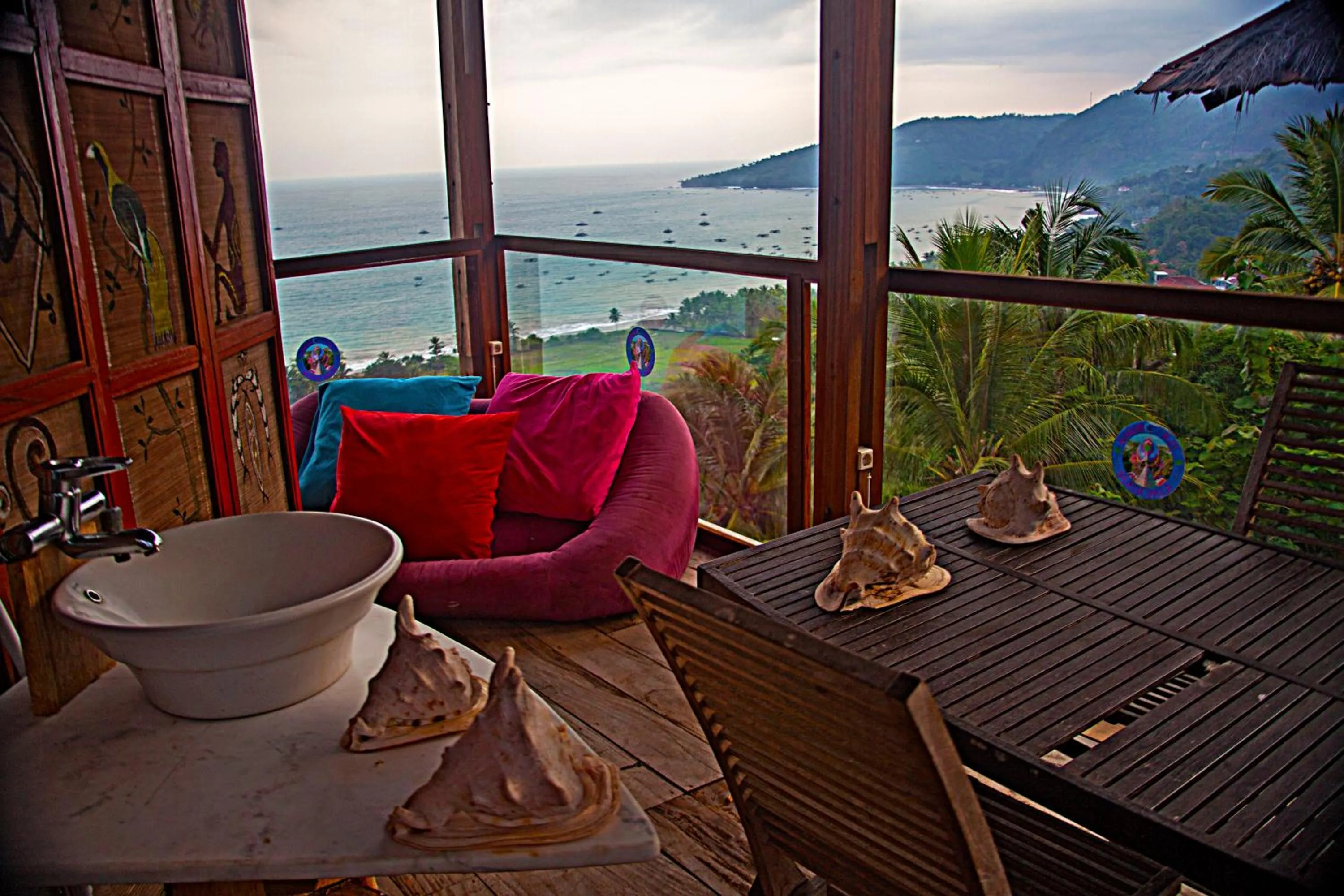 Karang Aji Beach Villa