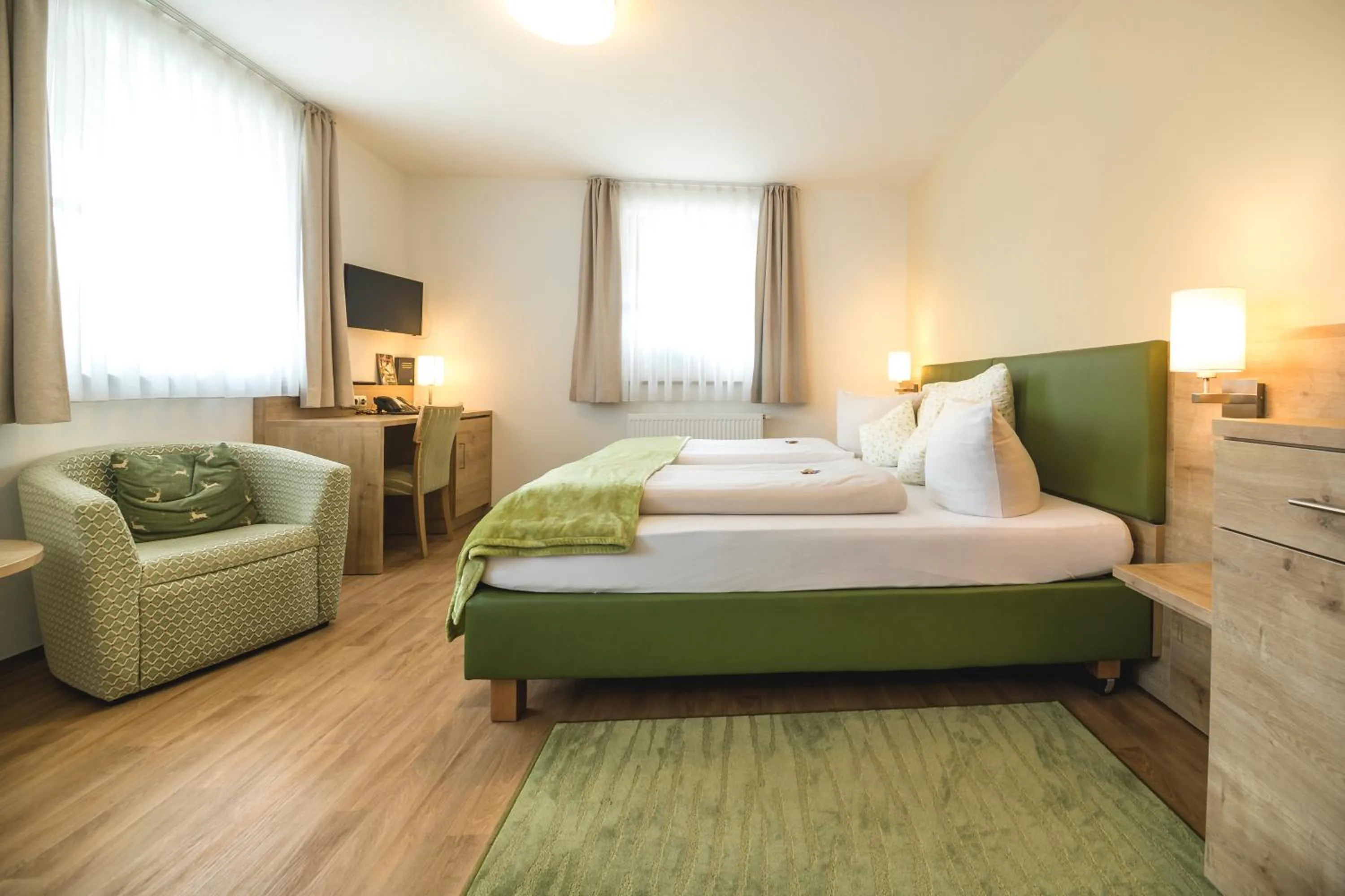 Bedroom, Bed in Gasthof - Hotel Zur Post