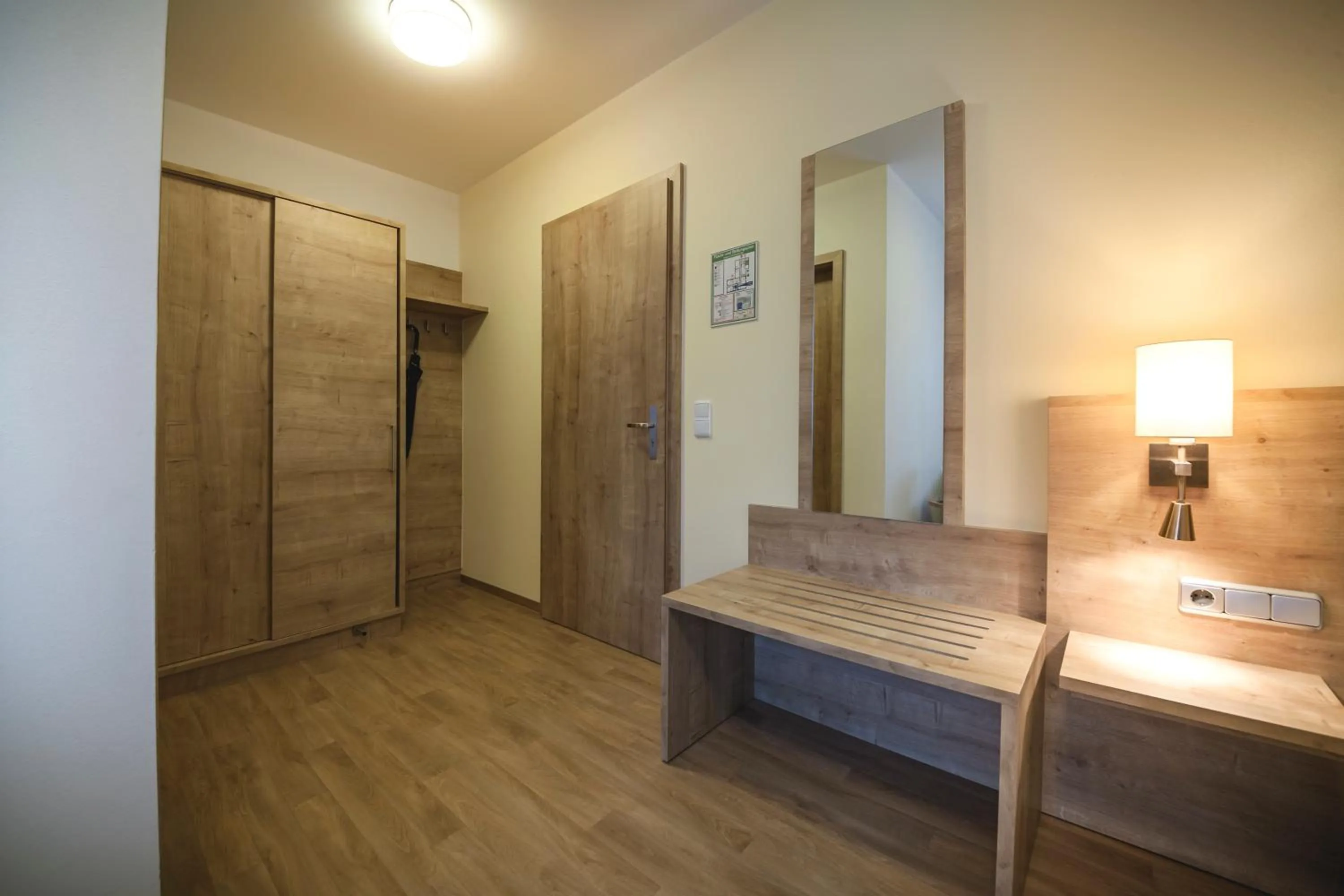 Photo of the whole room, Bed in Gasthof - Hotel Zur Post