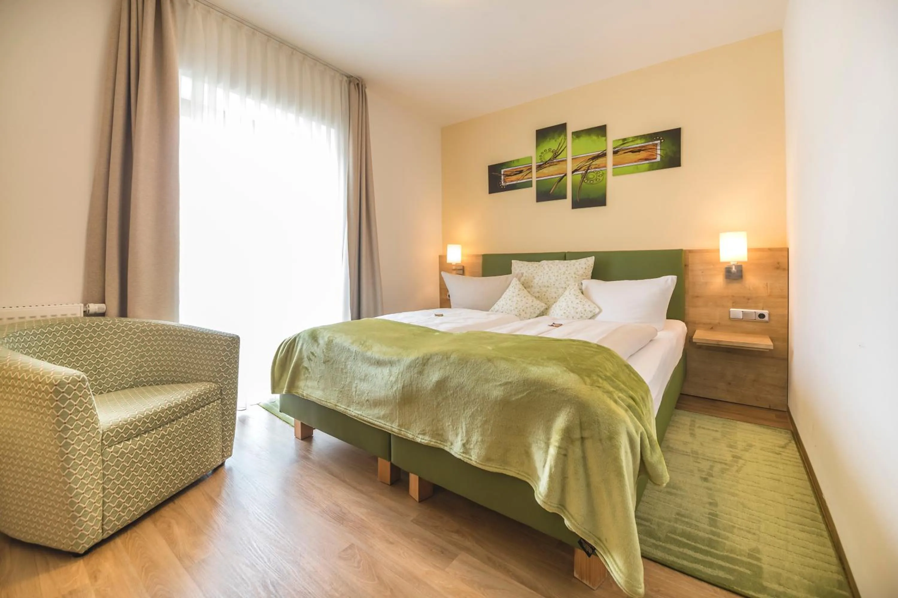 Bedroom, Bed in Gasthof - Hotel Zur Post