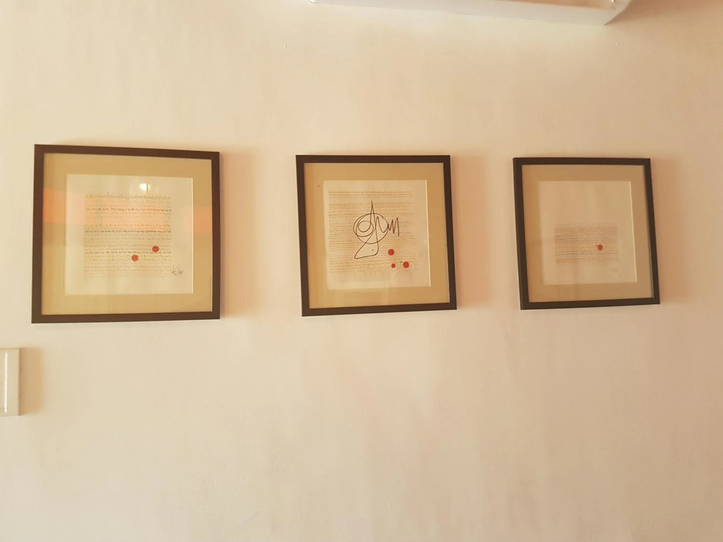 Decorative detail in Petit Elephant