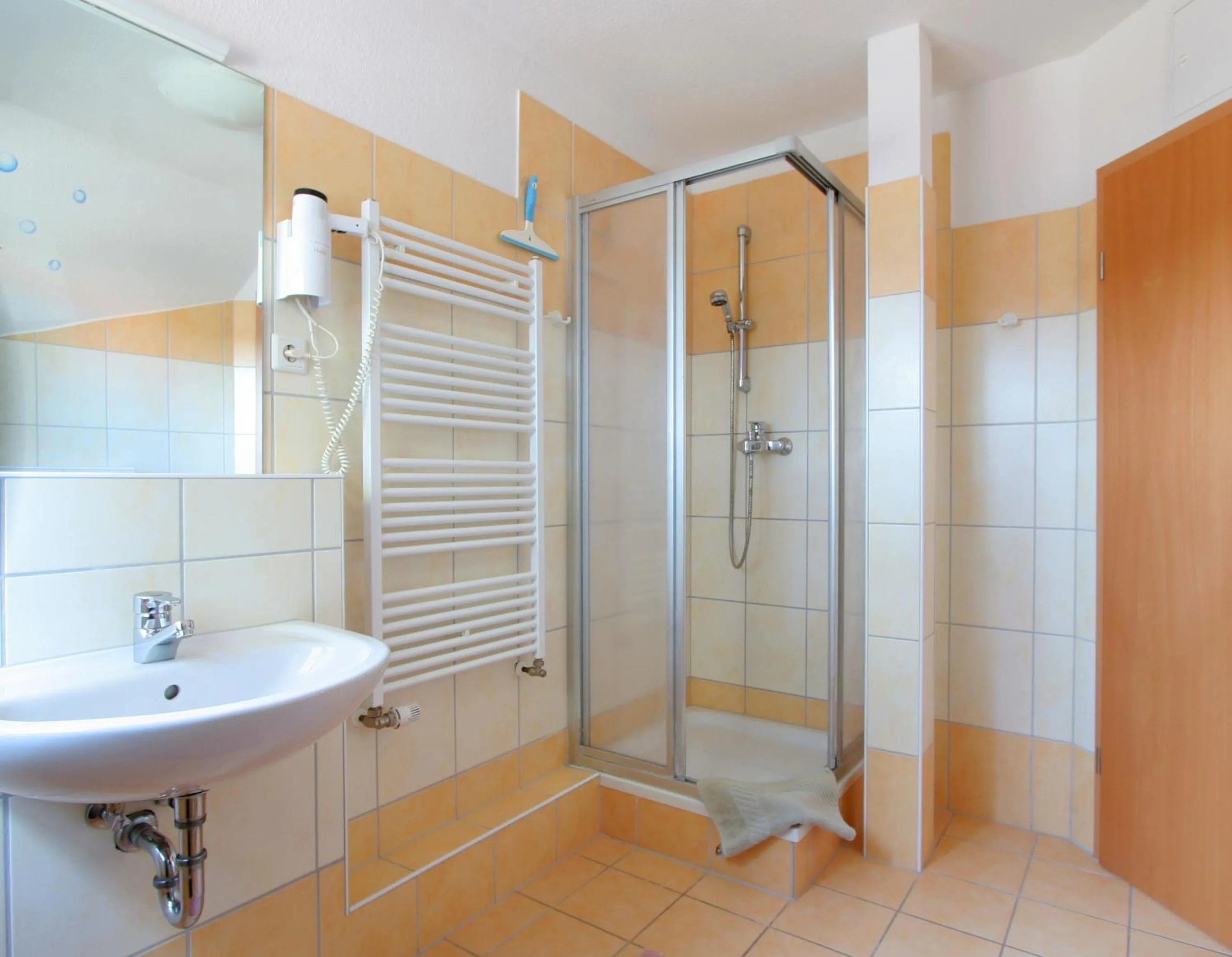 Shower in Feriendomizil am Hafen