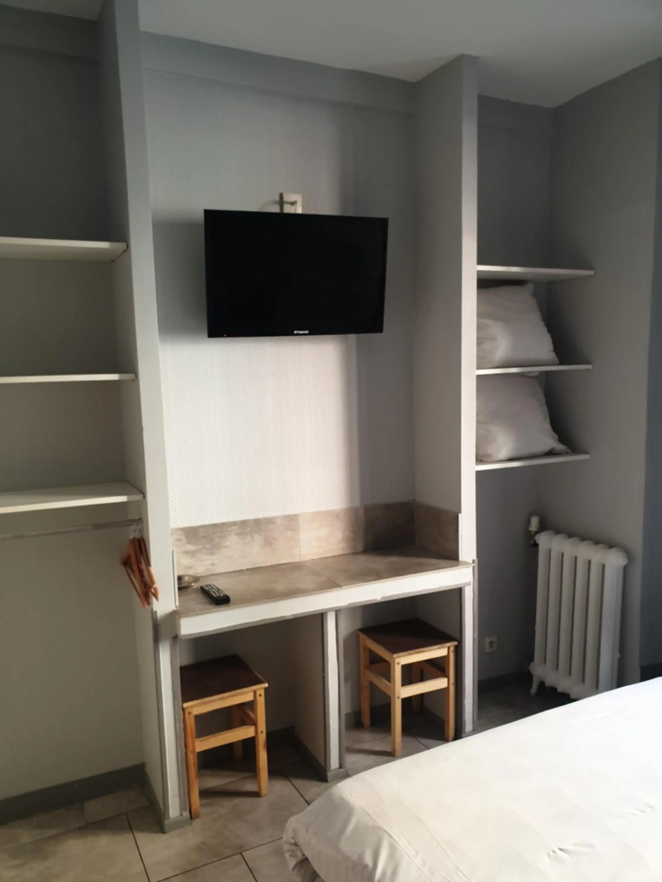 Bed in Hôtel Belfort