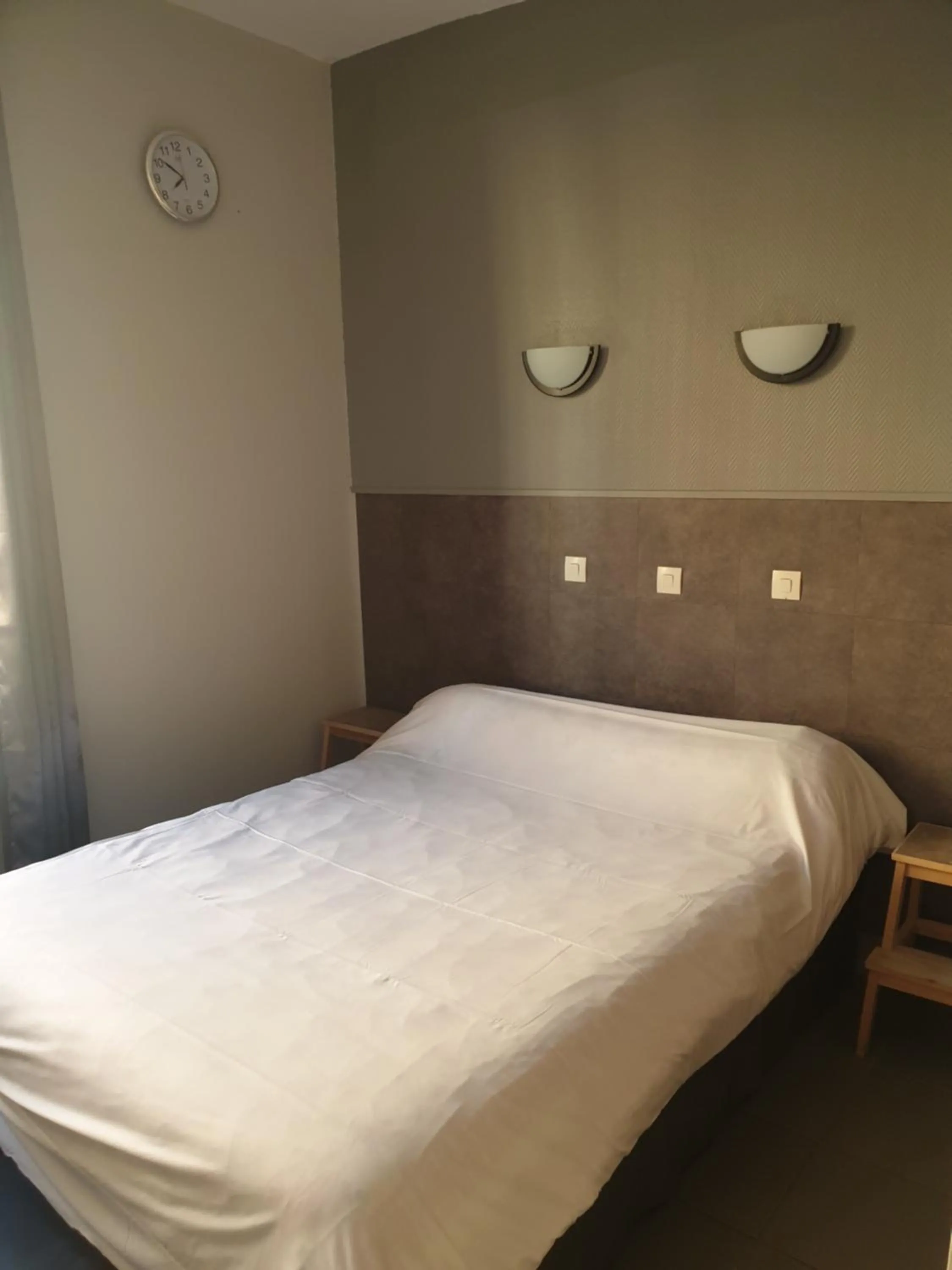 Bed in Hôtel Belfort